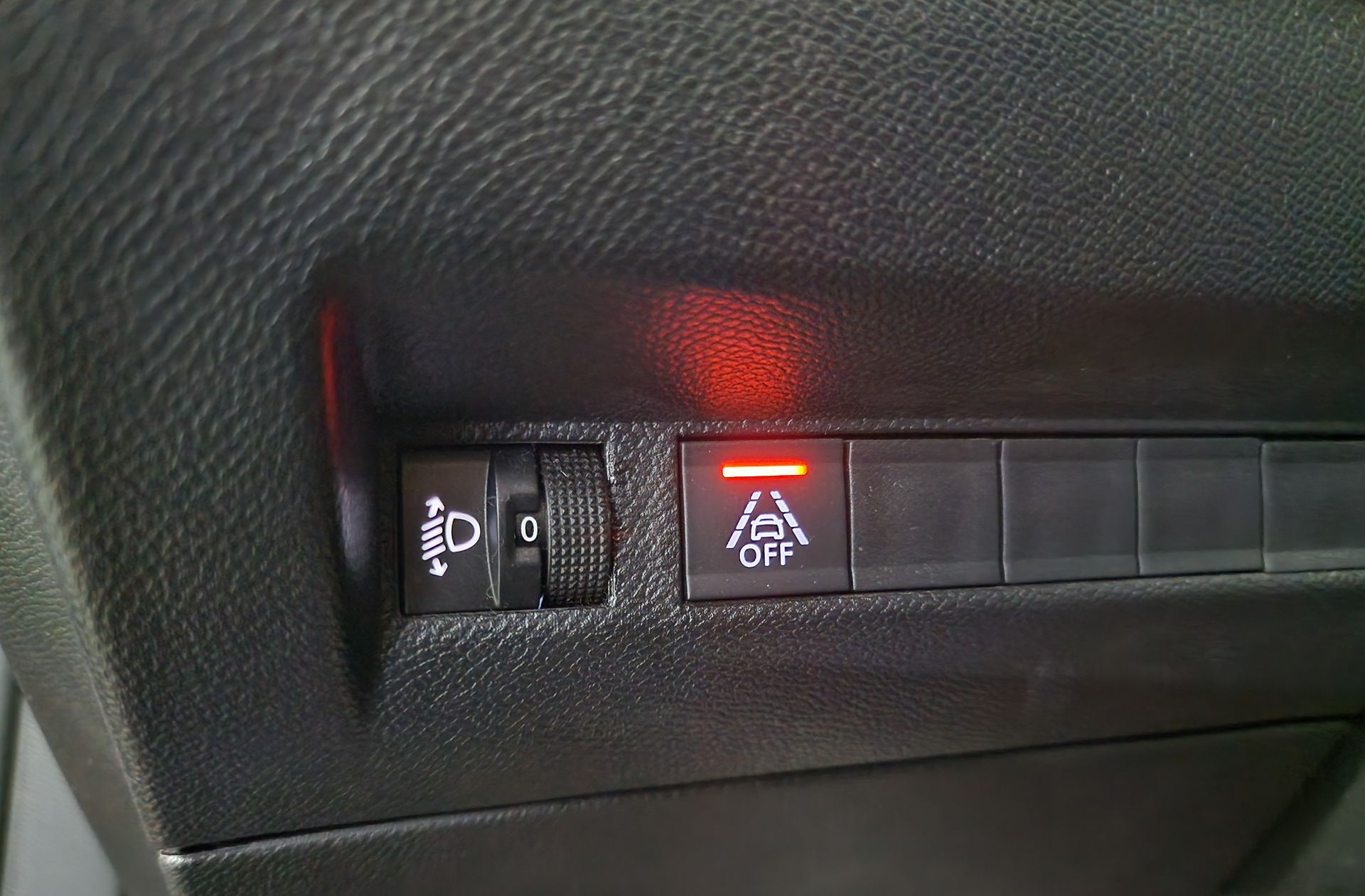 Peugeot 2008 PureTech 130 Allure Pack - foto 26