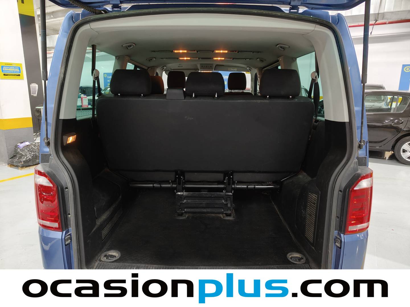 Foto Volkswagen Caravelle Volkswagen Caravelle Comfortline 2.0 TDI Corto BMT (150 CV) DSG 7 Plazas