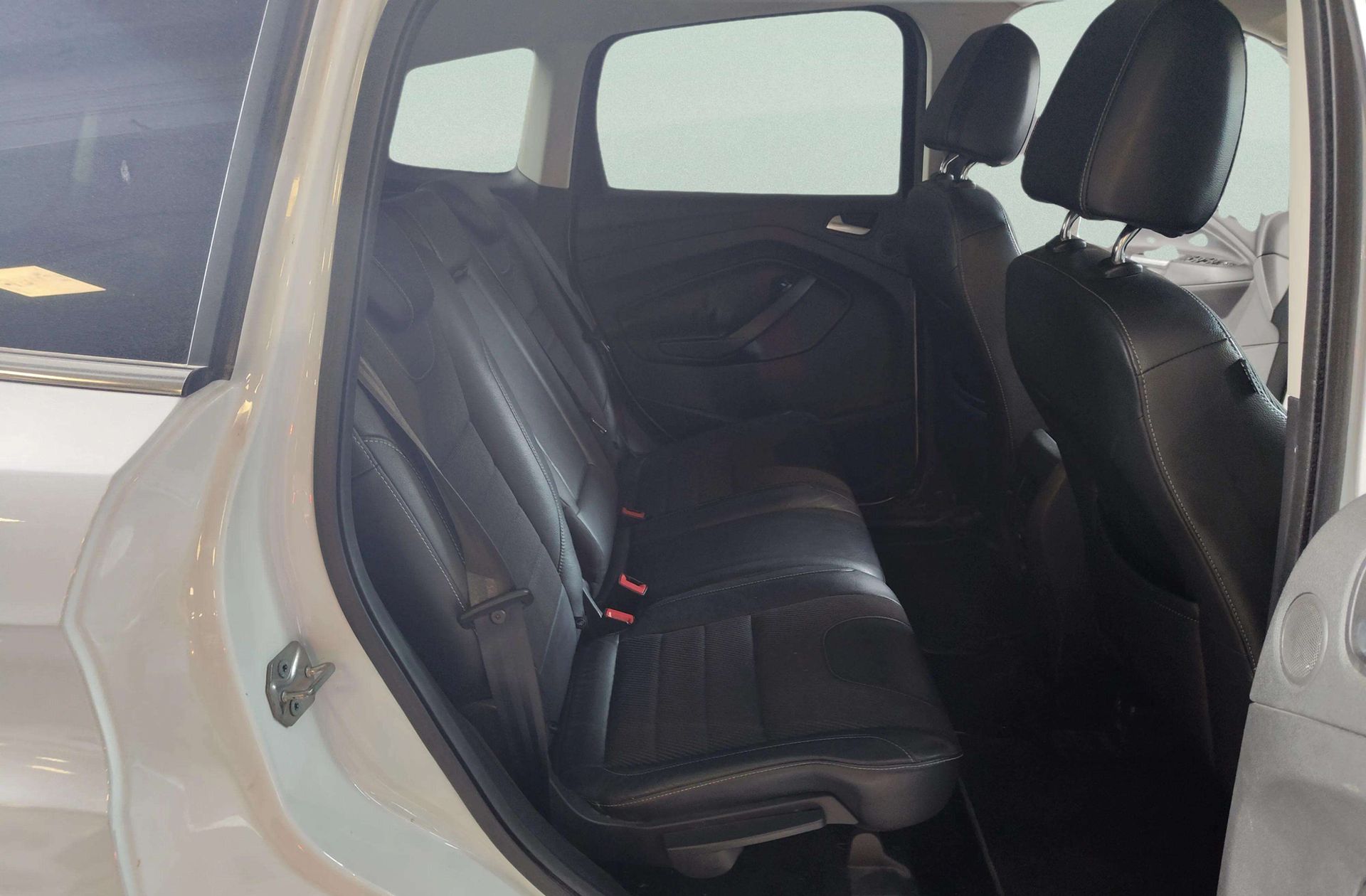 Ford Kuga 2.0 TDCi Titanium 4x4 Powershift - foto 15