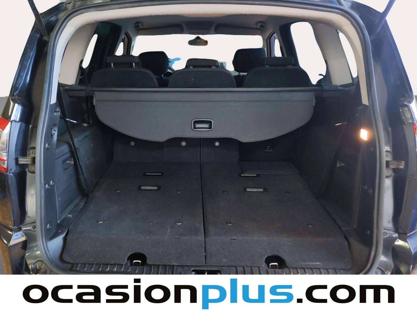 Foto Ford S-MAX Ford S-Max 2.0 TDCI Limited Edition (140 CV) 7 Plazas