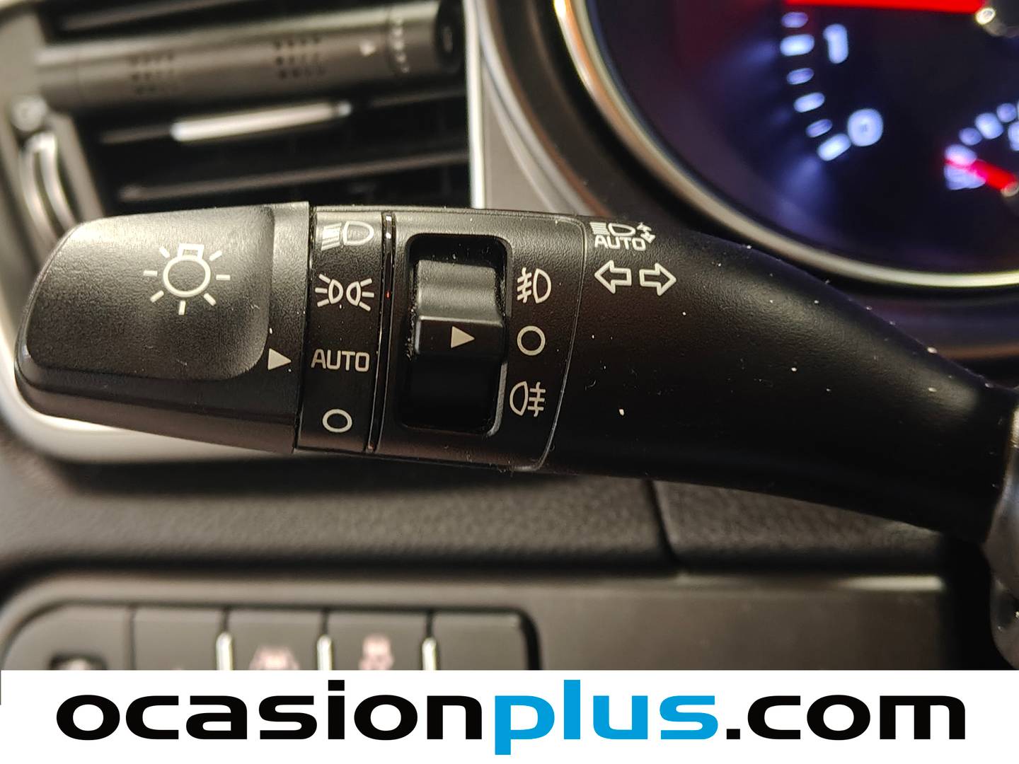 Equipamiento del KIA Ceed KIA Ceed 1.0 T-GDI Drive (100 CV)