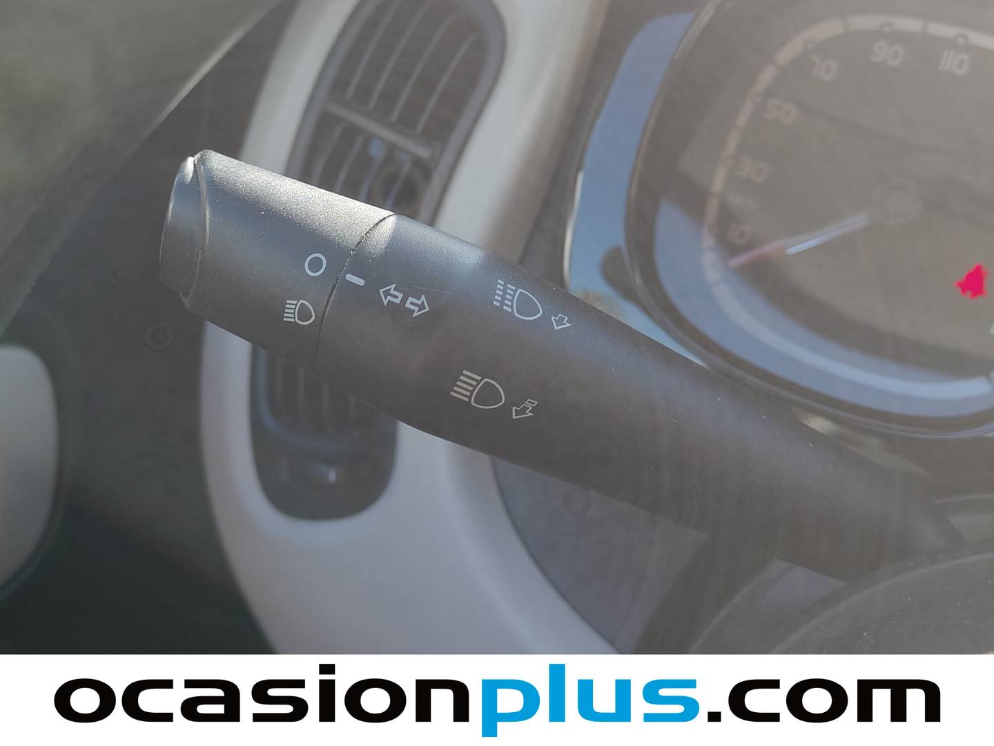 Equipamiento del Fiat Panda Fiat Panda 1.2 Lounge (69 CV)