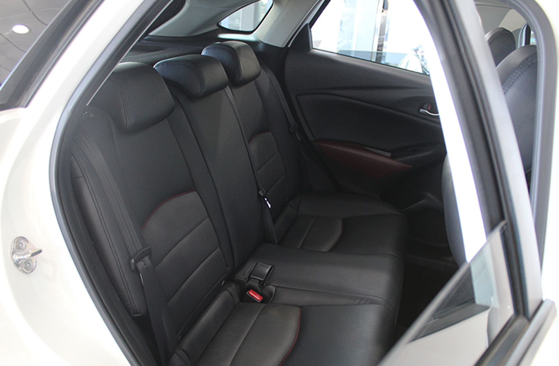 Mazda CX-3 1.5 DE Skyactiv Luxury 2WD - foto 19