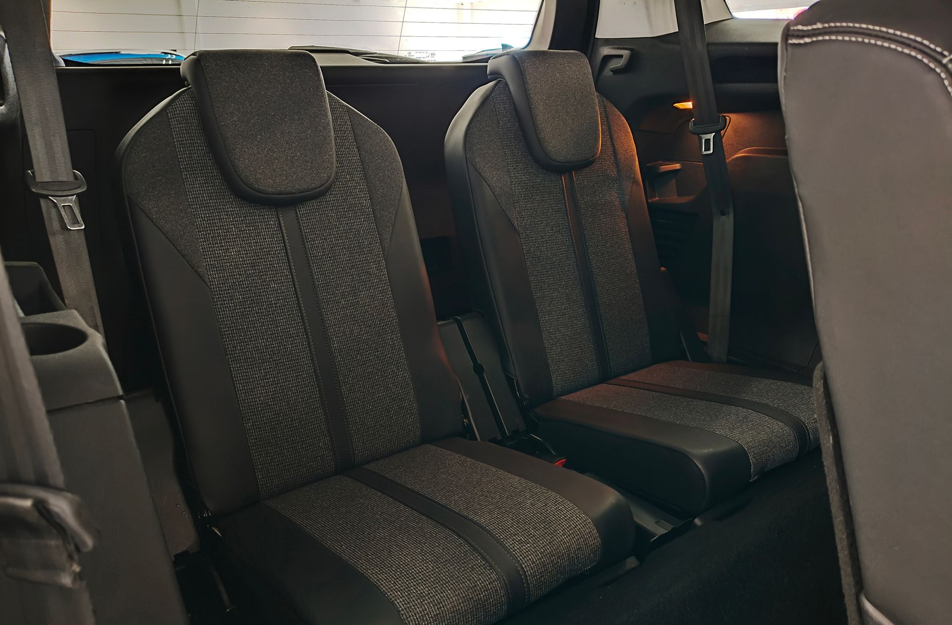 Peugeot 5008 BlueHDi 130 Allure EAT8 7 plazas - foto 6