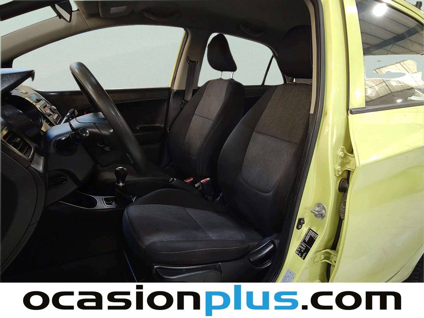 Foto asientos delanteros KIA Picanto KIA Picanto 1.0 CVVT Concept (69 CV)