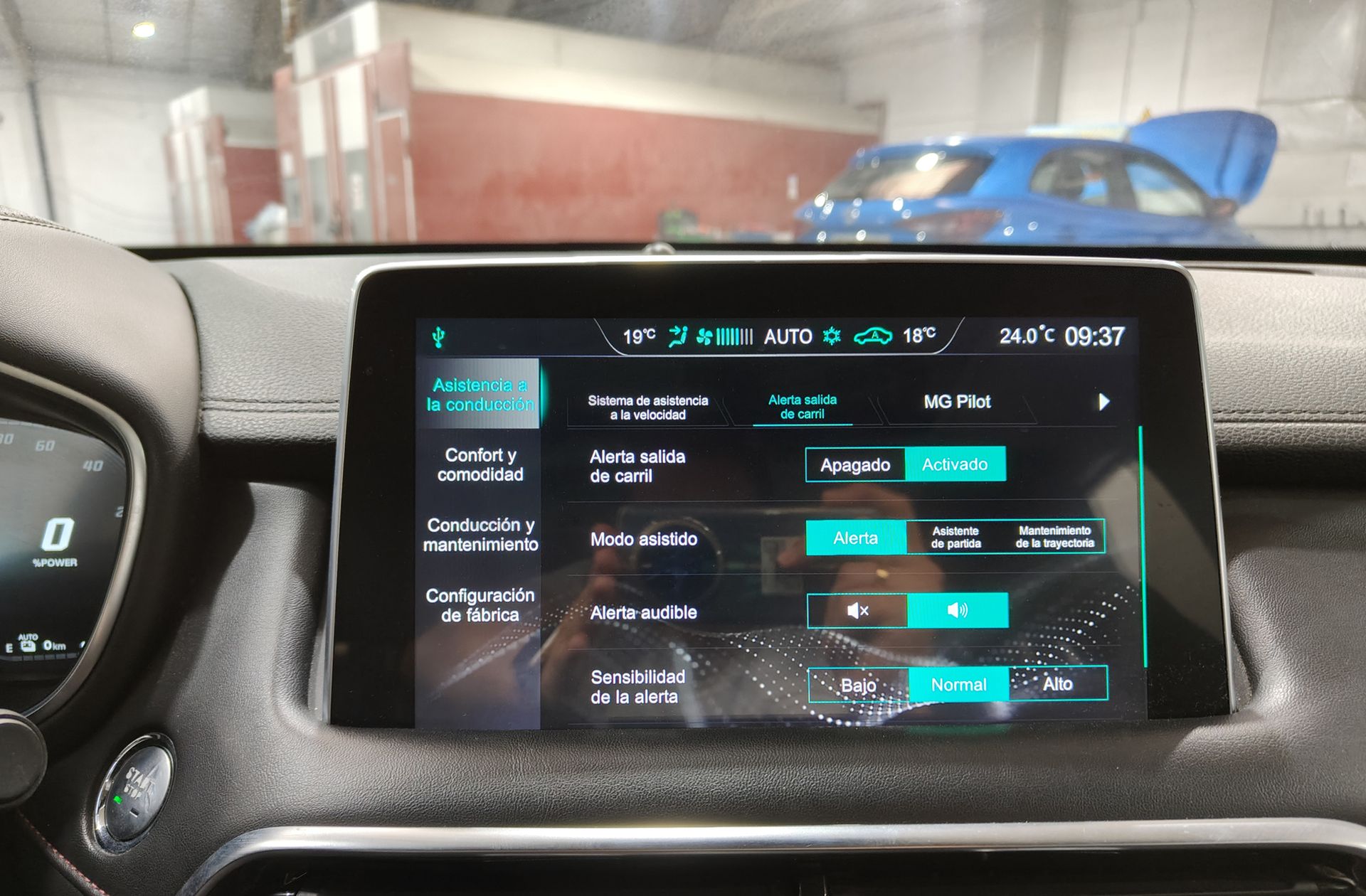 MG EHS 1.5 T-GDi PHEV Luxury - foto 15