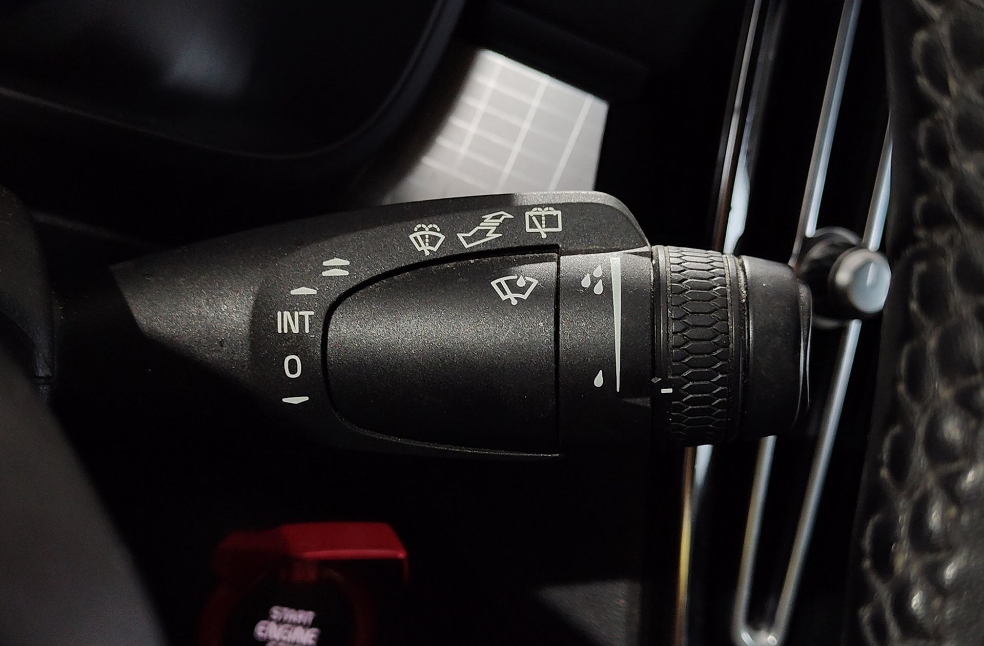 Volvo XC40 B3 Gasolina Mild hybrid Plus Dark - foto 40