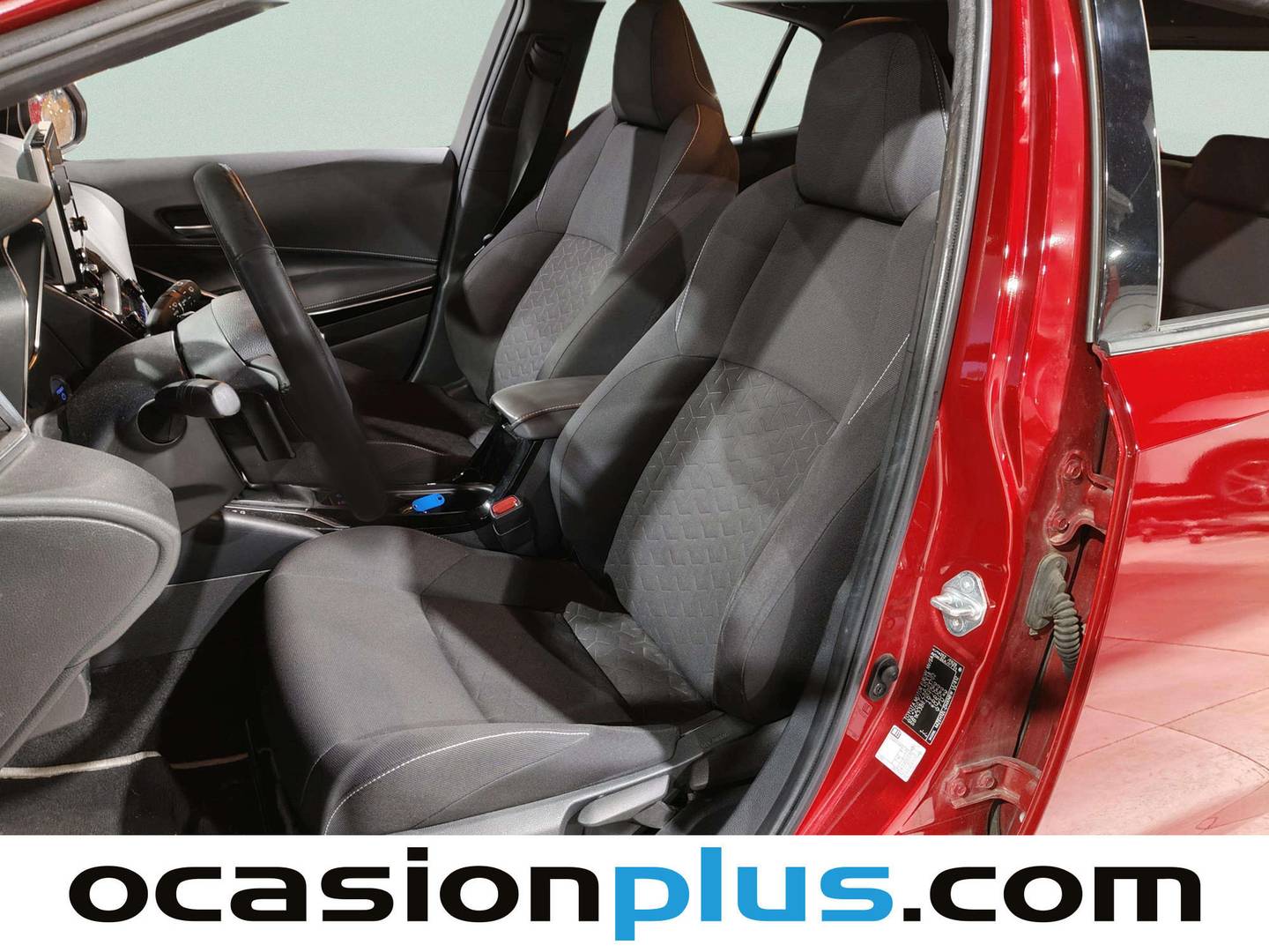 Foto asientos delanteros Toyota Corolla Toyota Corolla 180H FEEL! E-CVT 132 kW (180 CV)