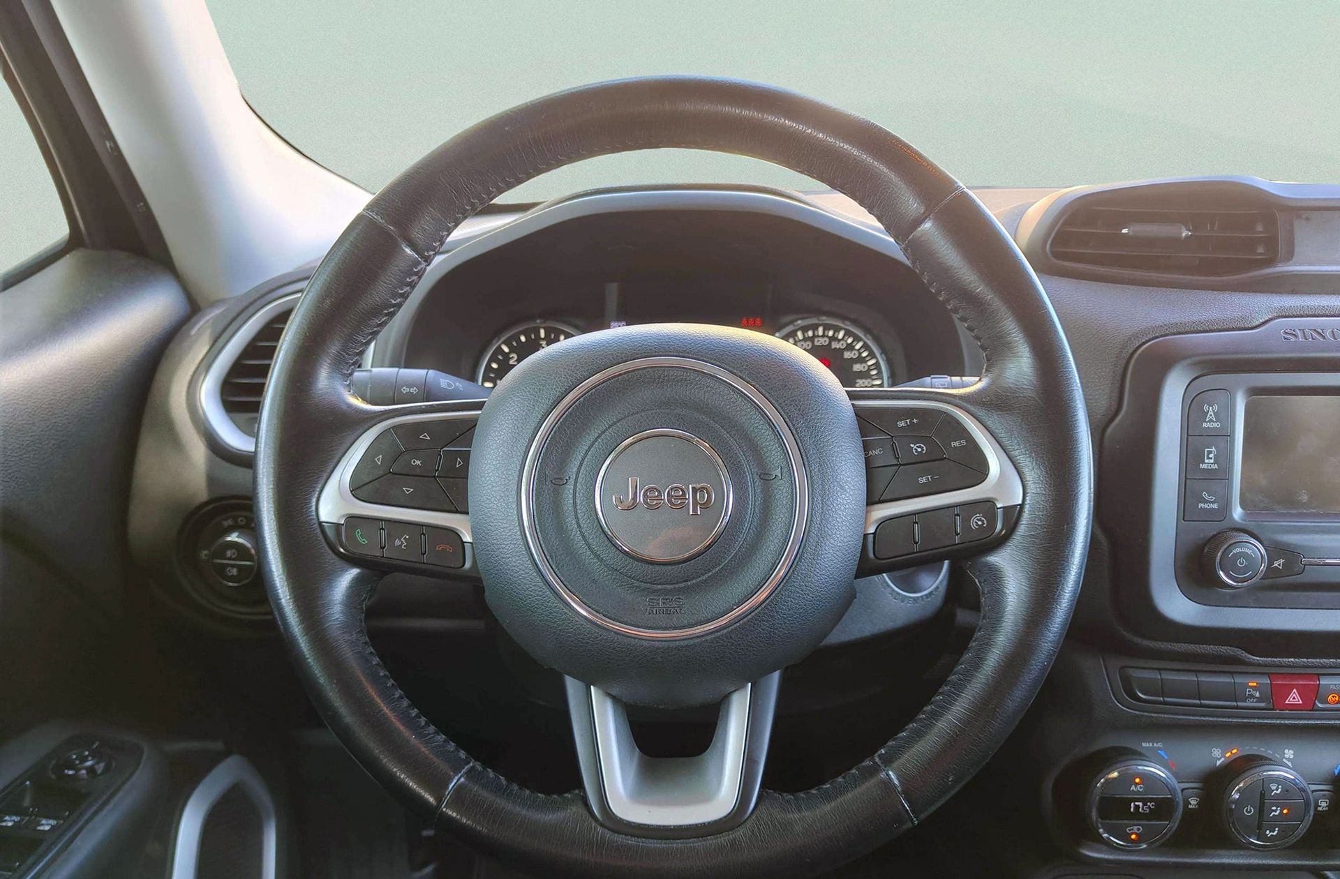 Jeep Renegade 2.0 MultiJet Limited 4x4 AD Low - foto 19