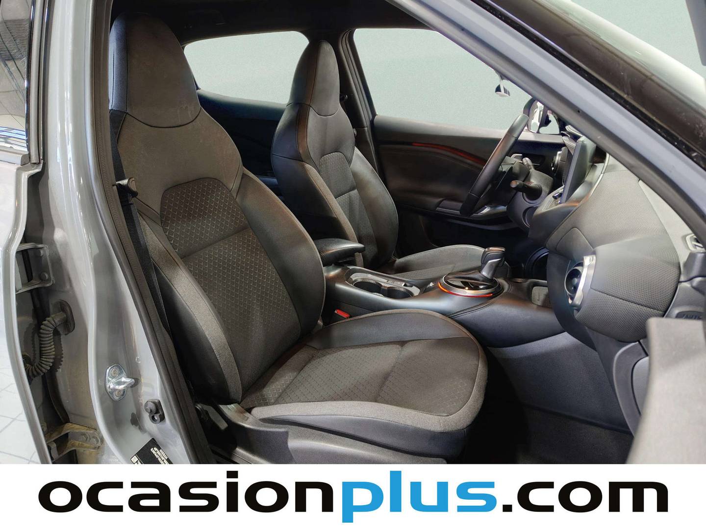 Foto Nissan JUKE Nissan Juke DIG-T N-Connecta 4x2 DCT (114 CV)