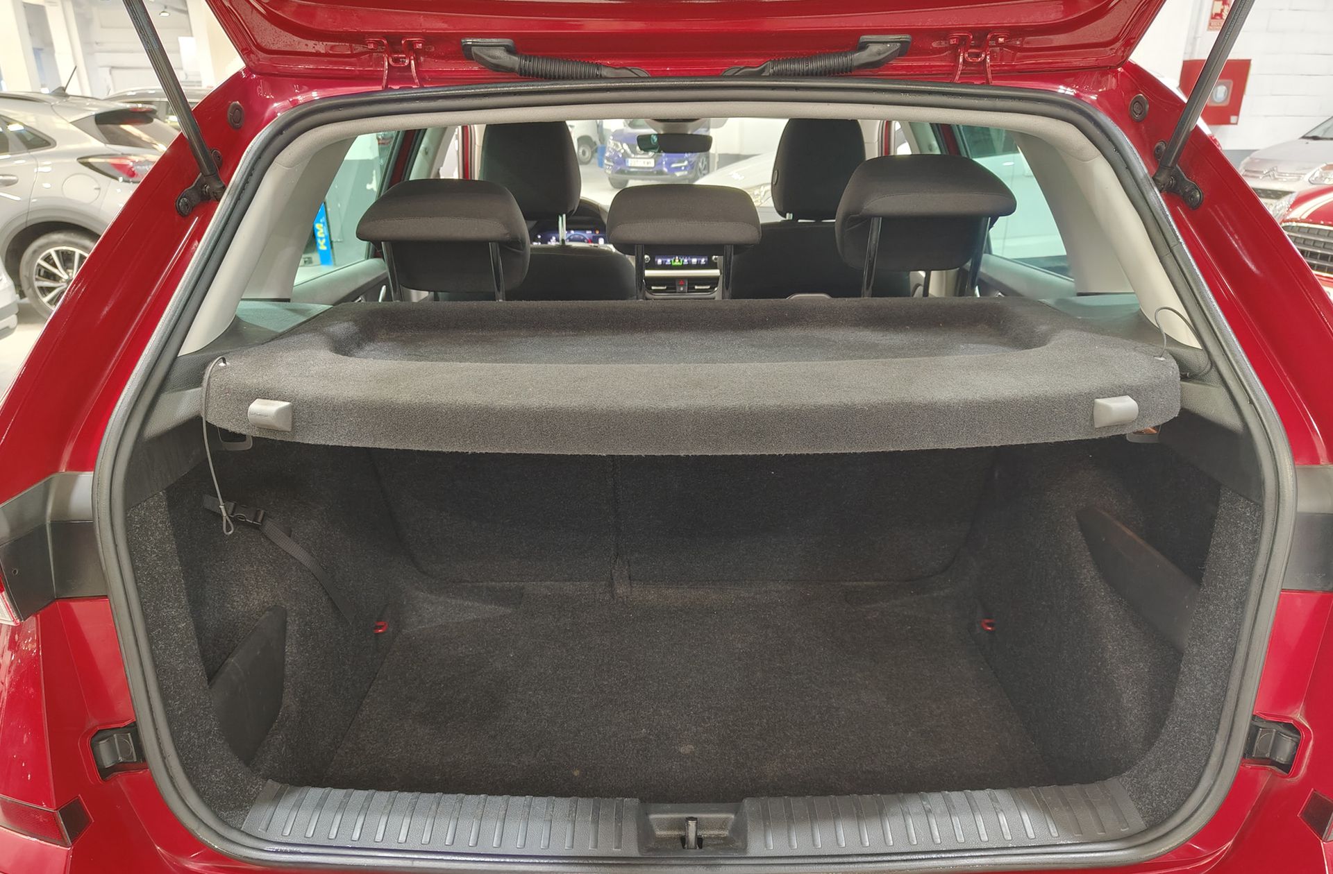 Škoda Kamiq 1.0 TSI Emotion - foto 17