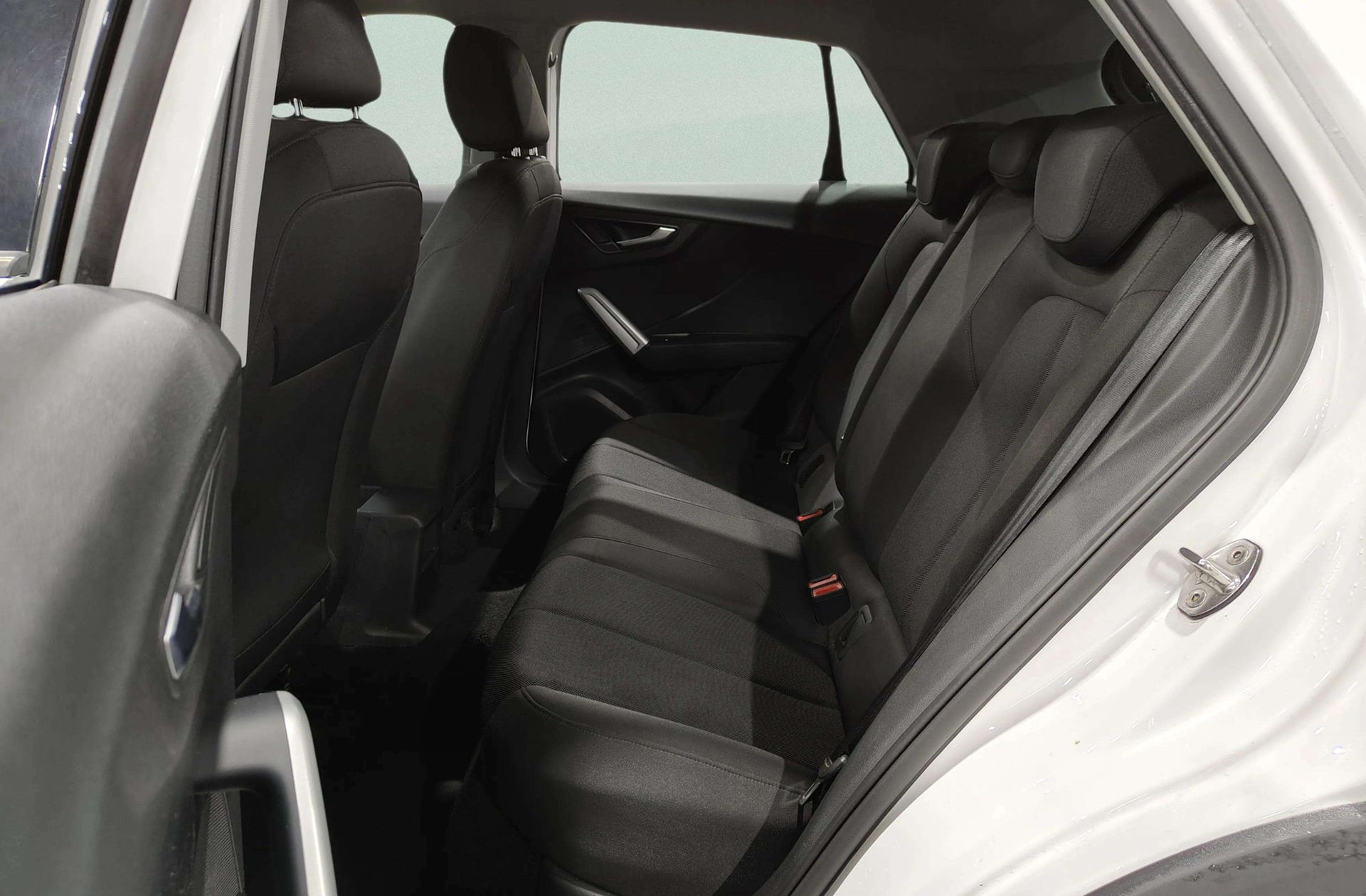 Audi Q2 30 TDI - foto 10