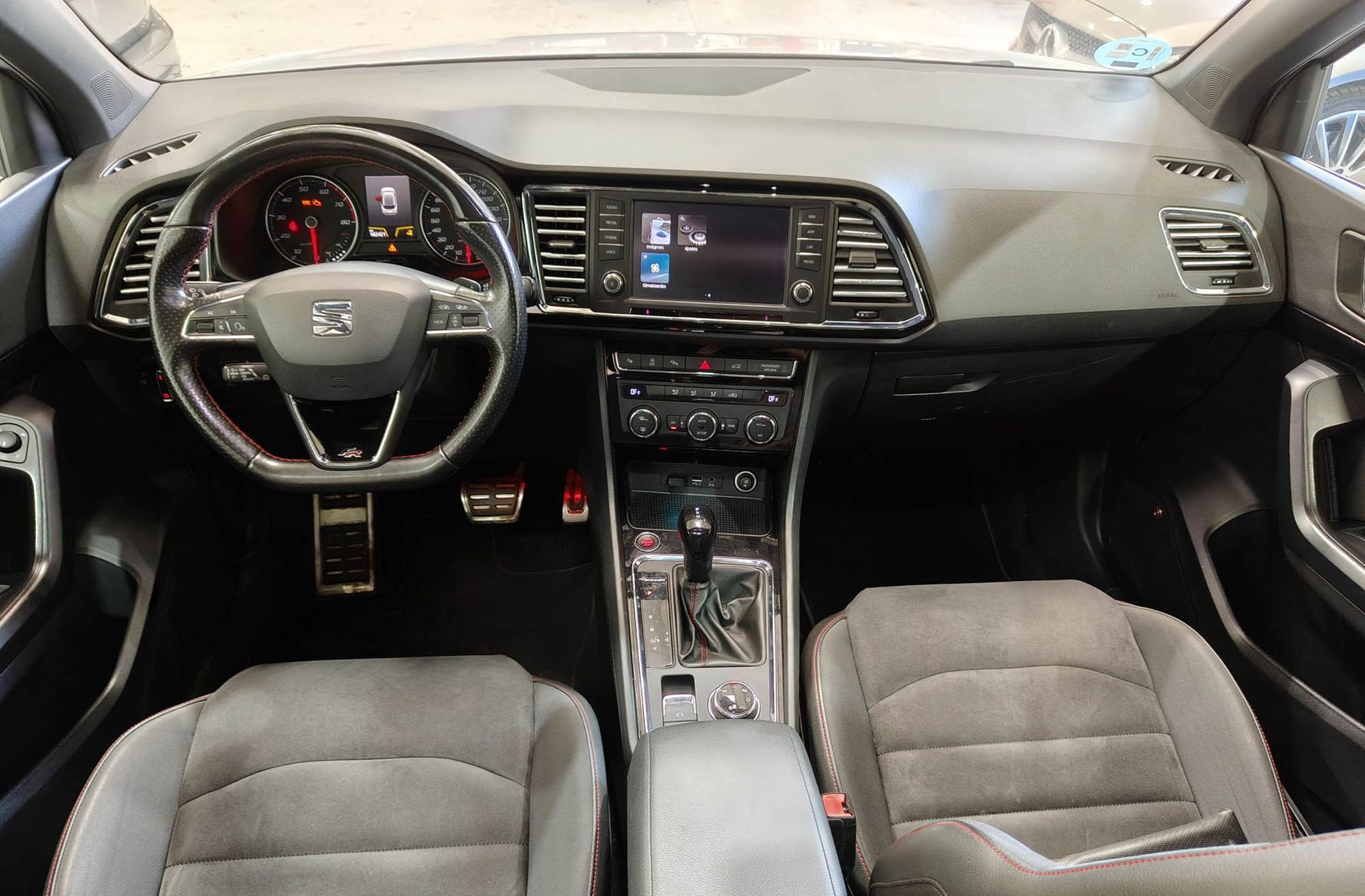 SEAT Ateca 2.0 TSI FR 4Drive DSG - foto 9