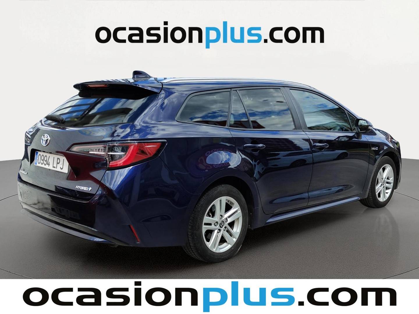 Foto trasera Toyota Corolla Toyota Corolla Touring Sports 125H Active Tech E-CVT (122 CV) derecha