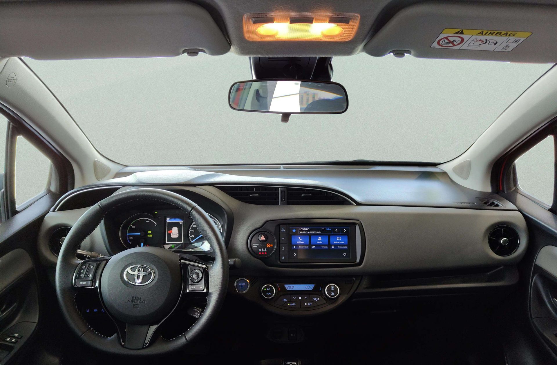 Toyota Yaris 100H Feel - foto 6