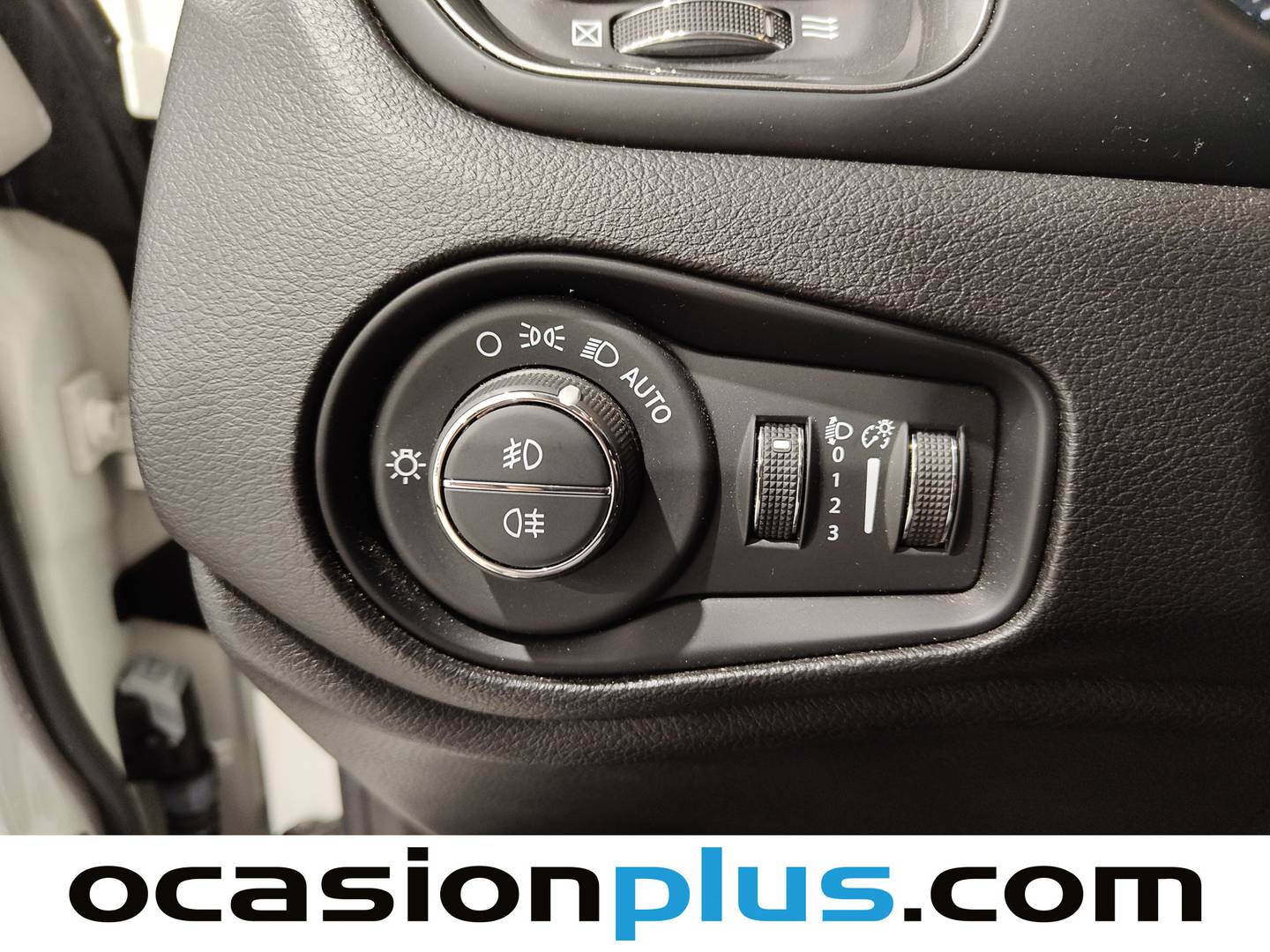 Foto Jeep Renegade Jeep Renegade eHybrid 1.5 Limited ATX (130 CV)