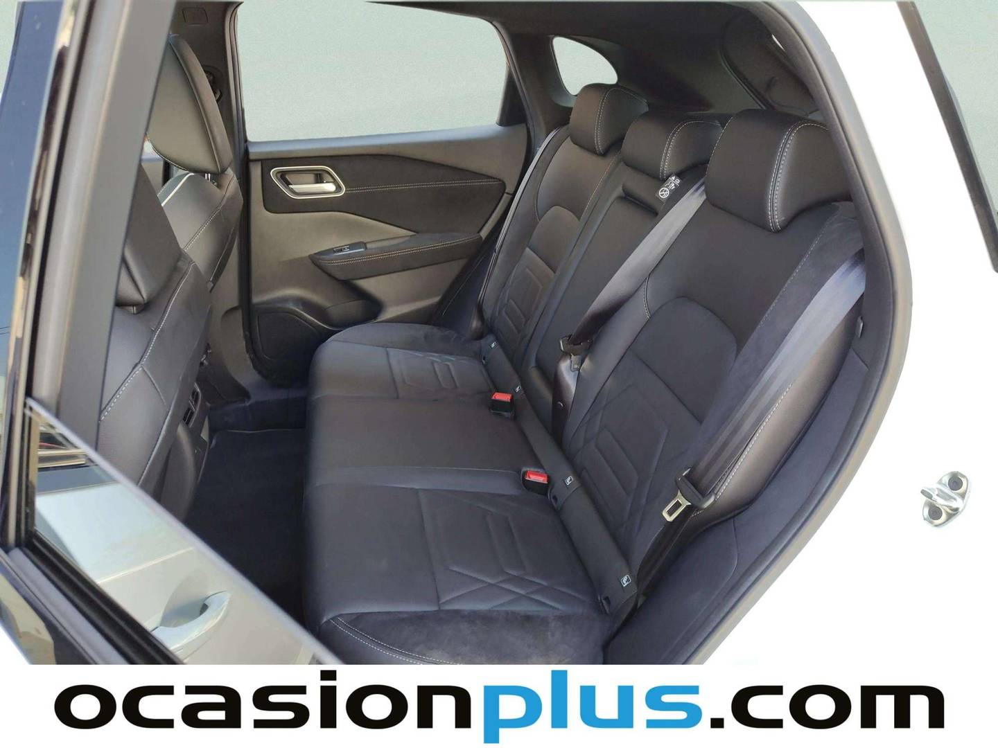 Foto asientos traseros Nissan QASHQAI Nissan Qashqai E-POWER N-Design 140 kW (190 CV)