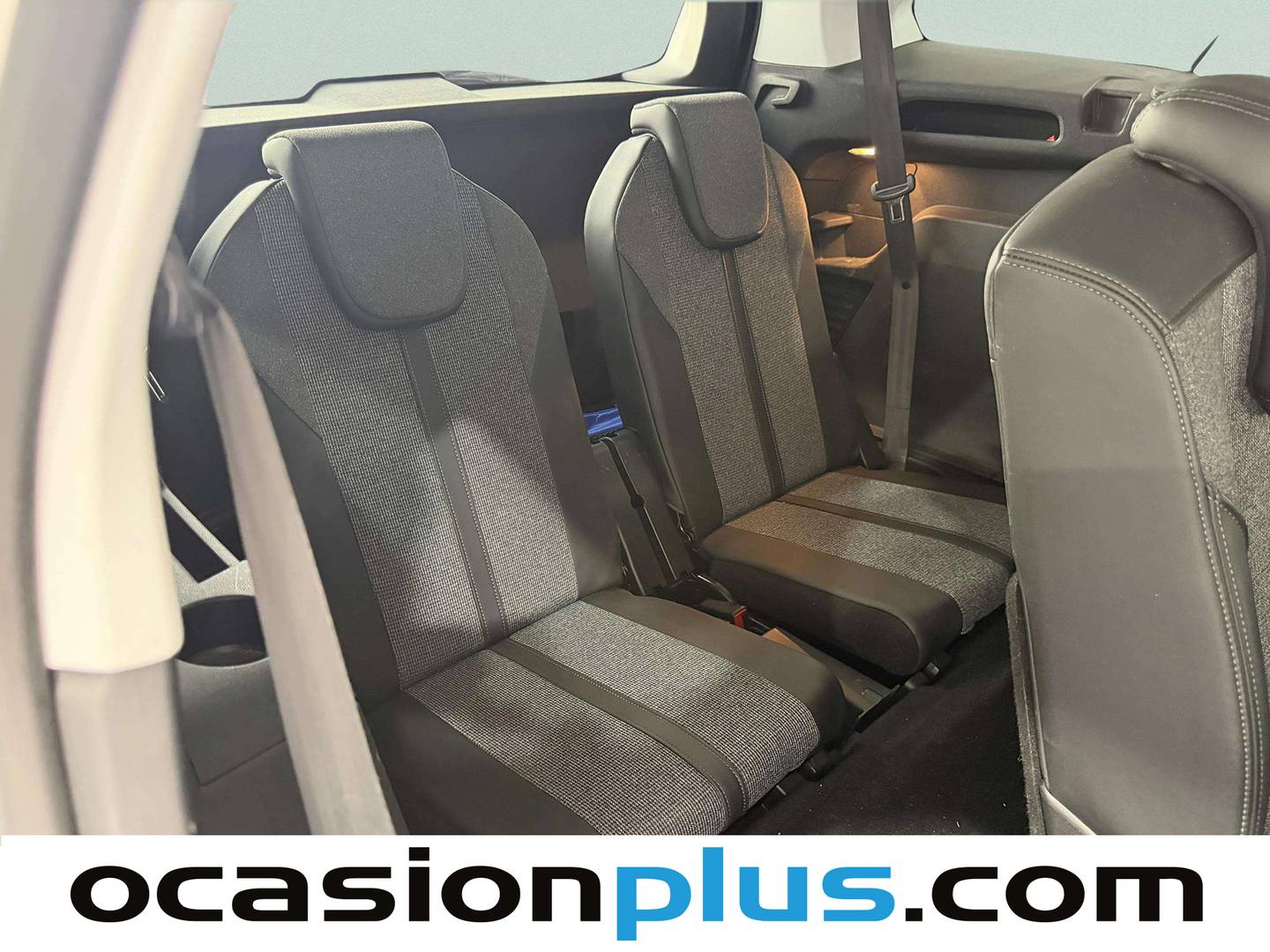 Extras y acabados del Peugeot 5008 Peugeot 5008 PureTech 130 S&S Allure (130 CV)