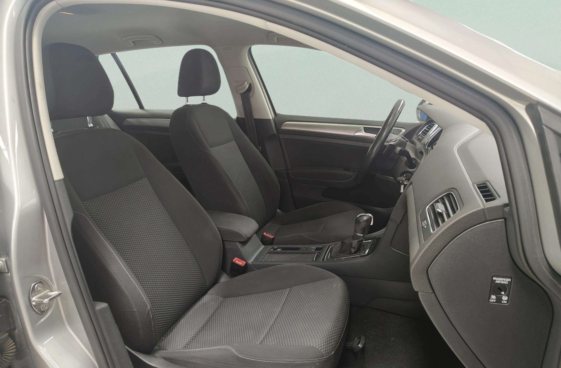Volkswagen Golf Business Navi 1.6 TDI DSG - foto 16