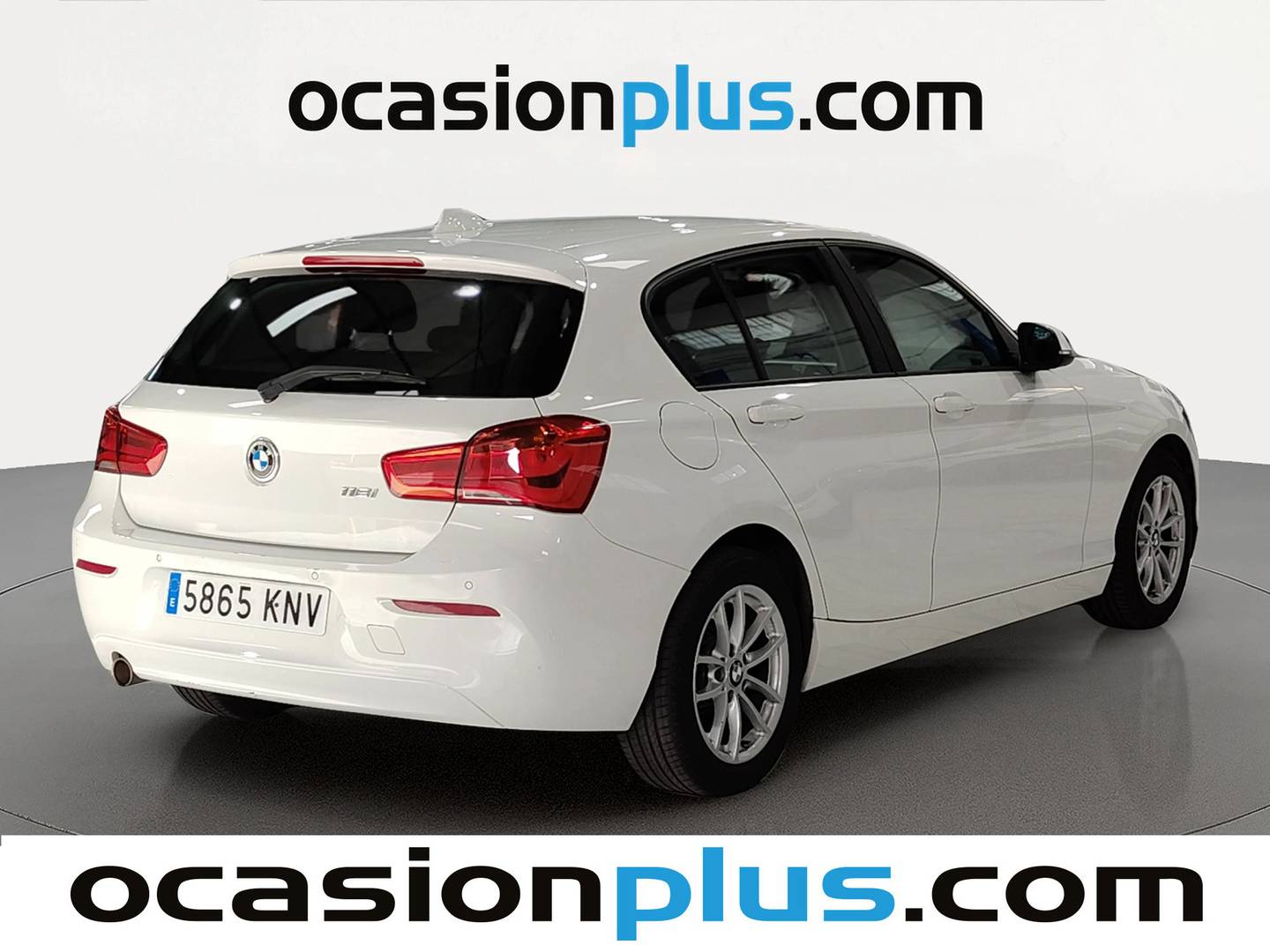 Foto trasera BMW Serie 1 BMW Serie 1 116i (109 CV) derecha