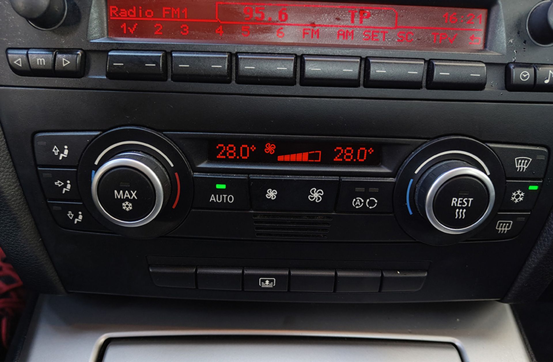 BMW Serie 3 318i - foto 28