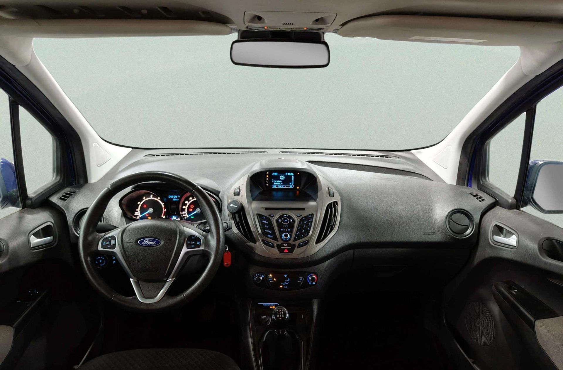 Ford Tourneo Courier 1.0 EcoBoost Trend - foto 6
