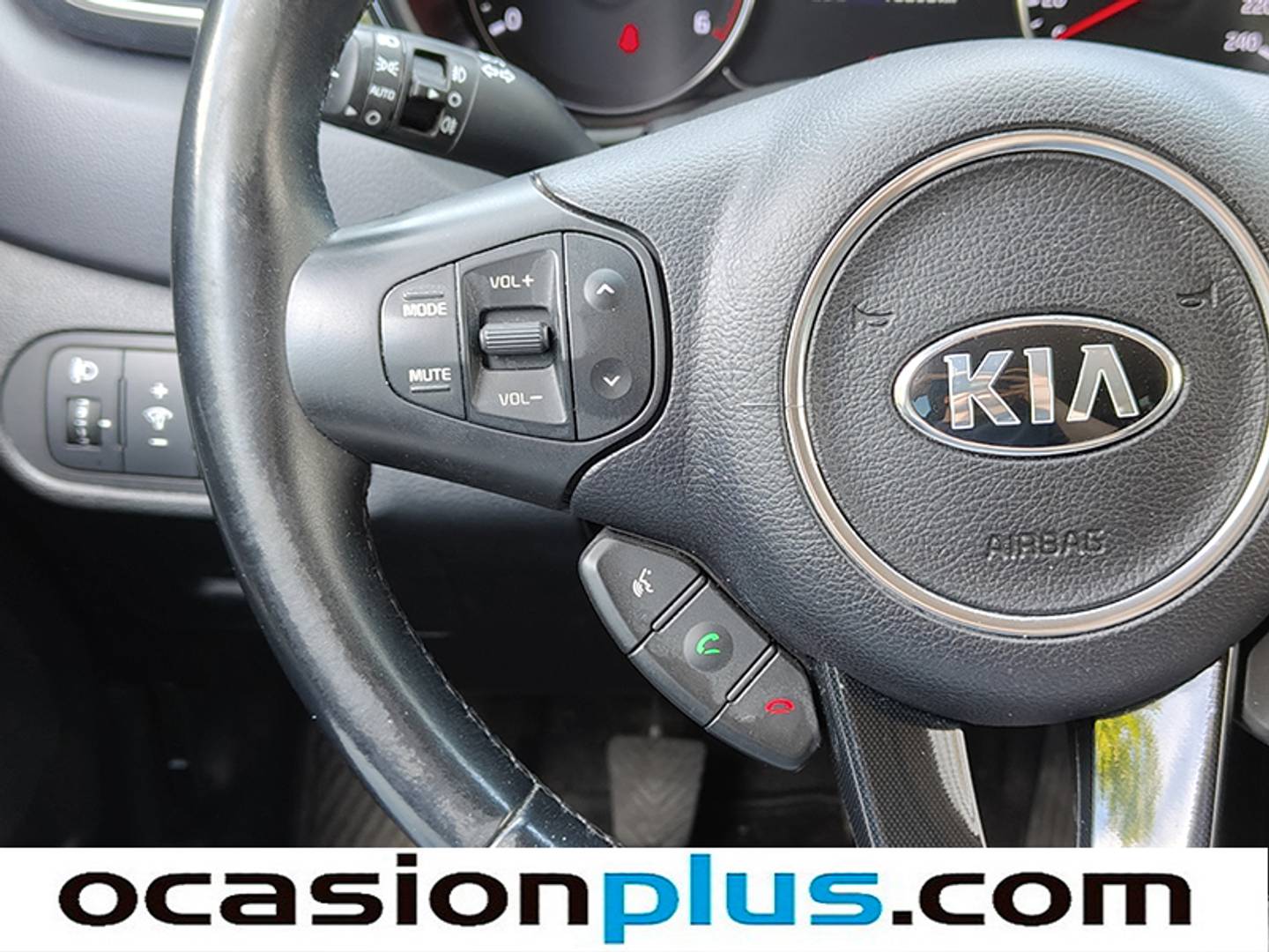 Foto KIA Carens Kia Carens 1.7 CRDi VGT Eco-Dynamic Drive (115 CV) 7 Plazas