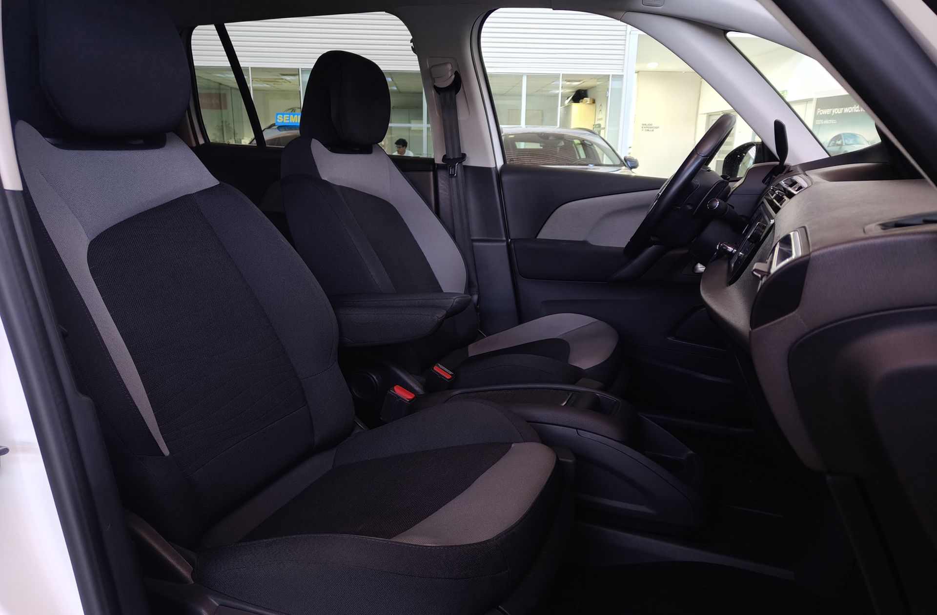 Citroën C4 Grand Picasso 1.6 THP Feel Edition 7 plazas - foto 17