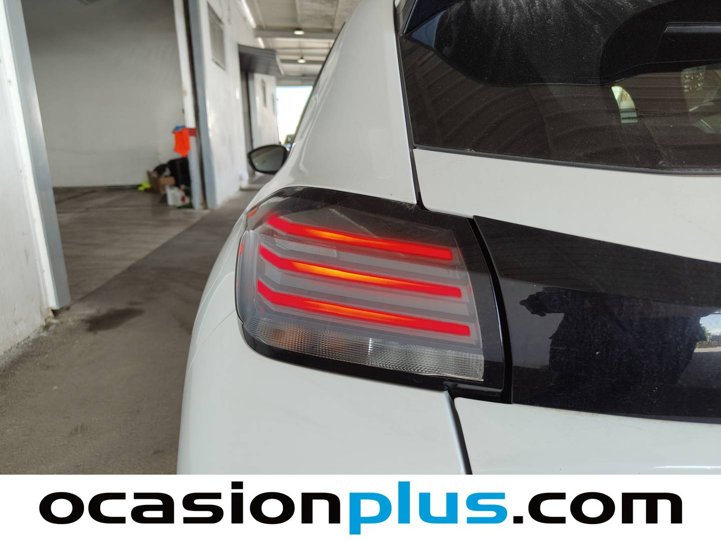 Foto Peugeot 208 Peugeot 208 Allure Hybrid eDCS6  (100 CV)