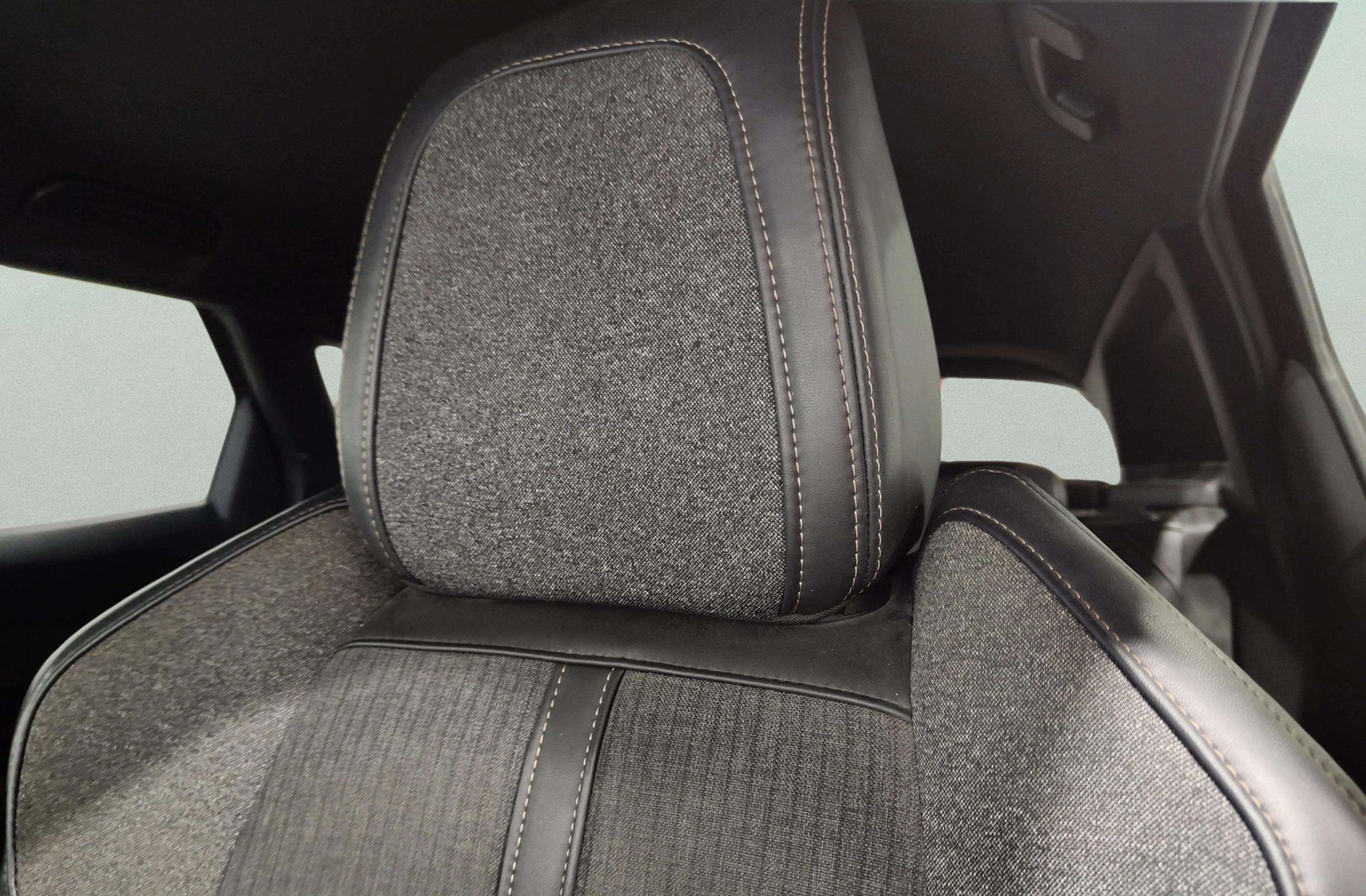 Peugeot 3008 PureTech 130 GT Line - foto 8