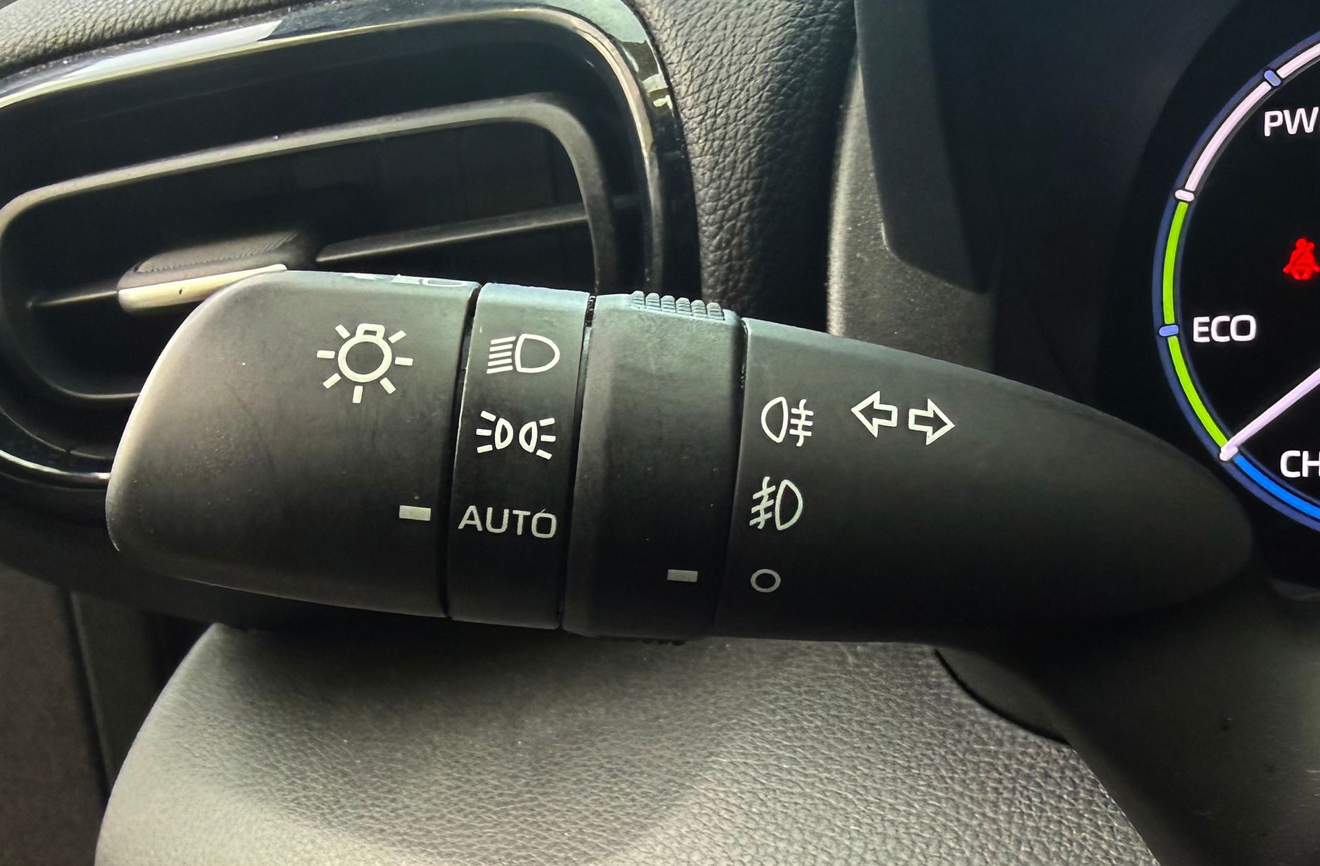Toyota Yaris Cross 120H Active Tech - foto 22