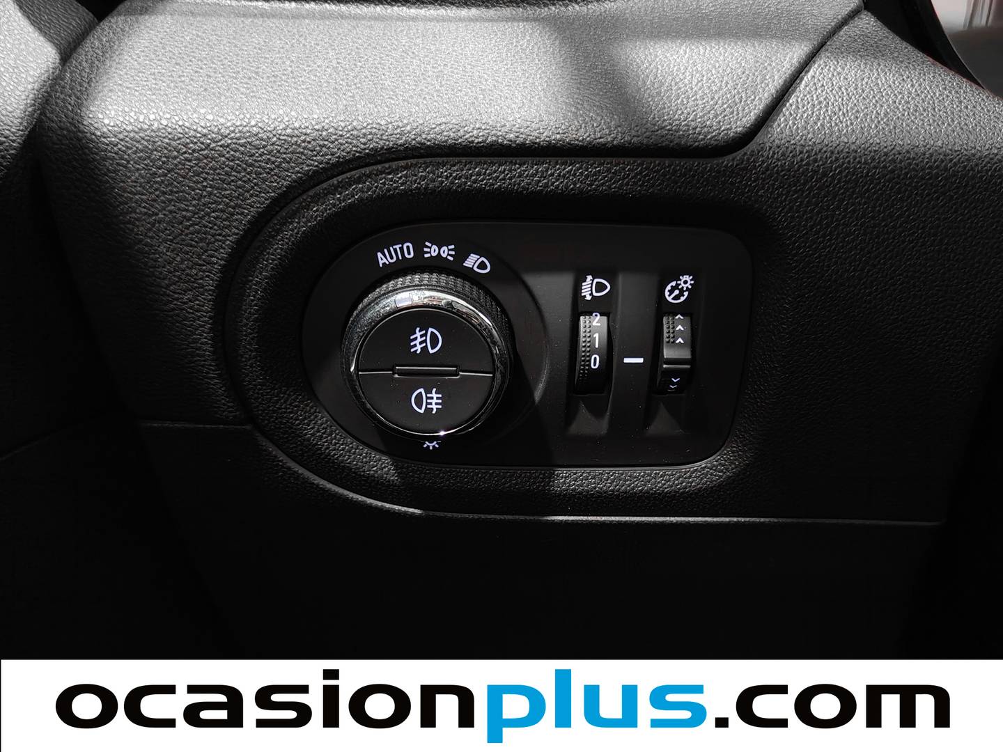 Extras del Opel Grandland X Opel Grandland X 1.5 CDTi S&S Selective (130 CV)