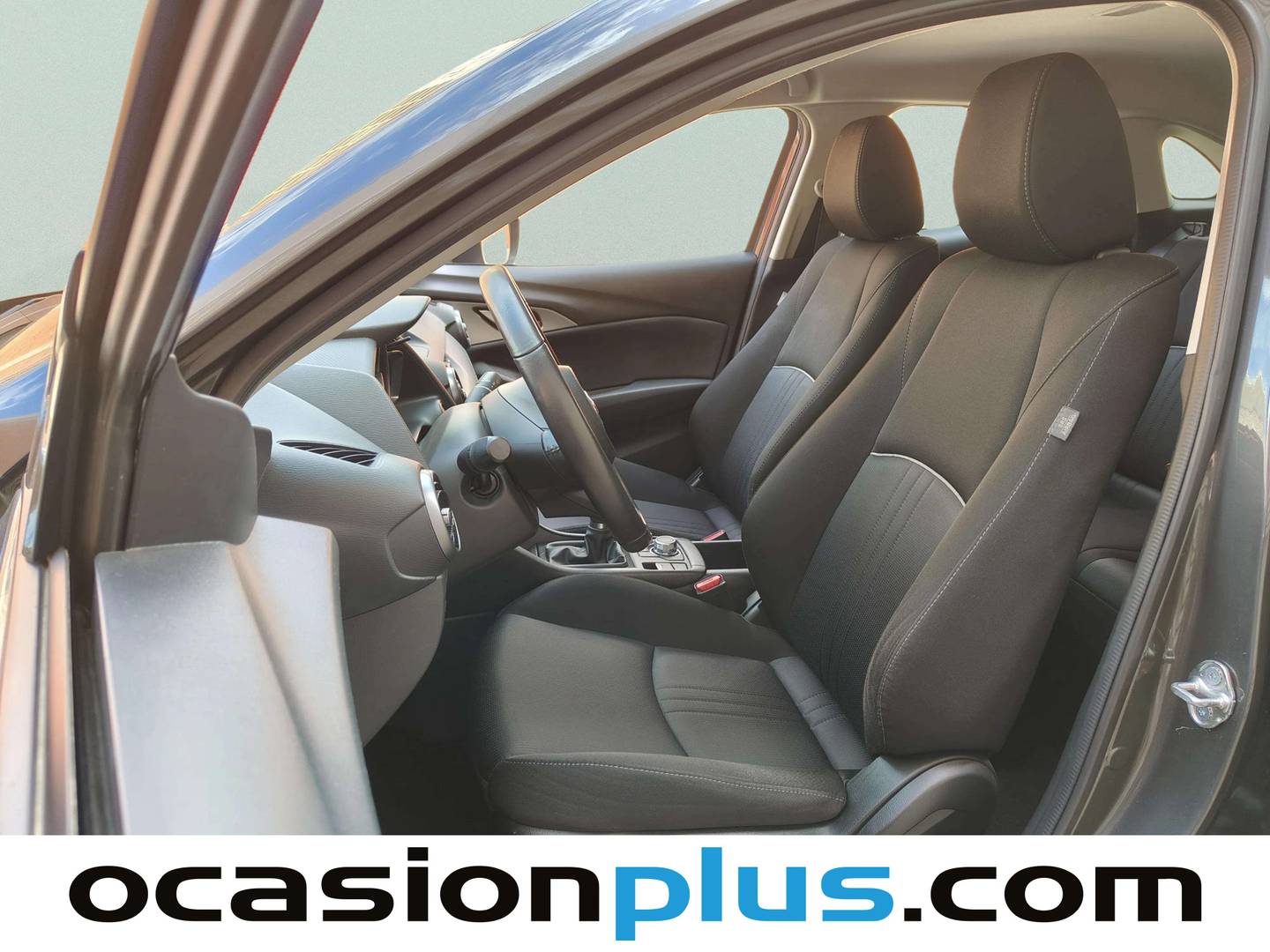 Foto asientos delanteros Mazda CX-3 Mazda CX-3 2.0 G Evolution 2WD (121 CV)