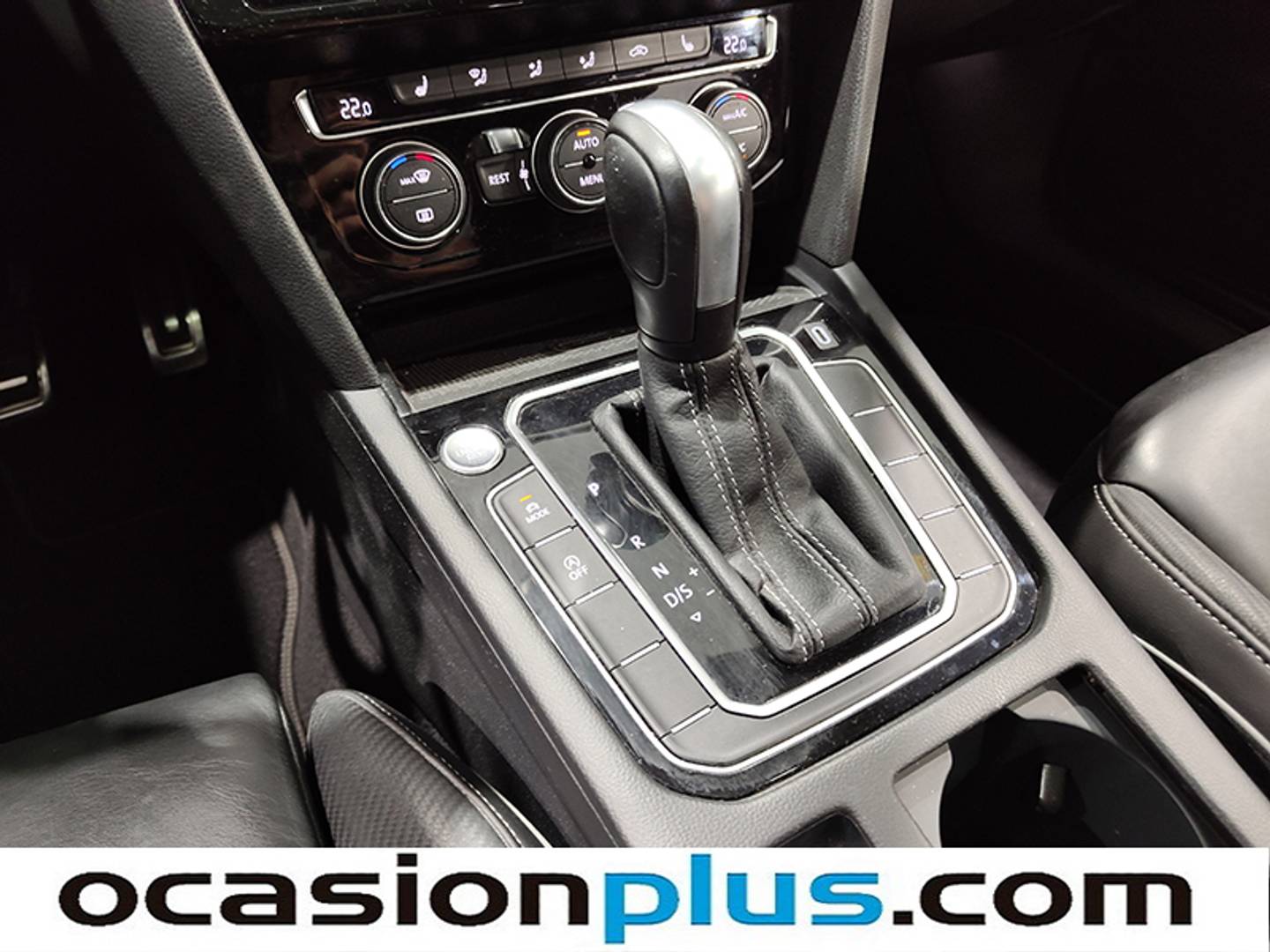 Foto Volkswagen Arteon Volkswagen Arteon R-Line 2.0 TSI (190 CV) DSG