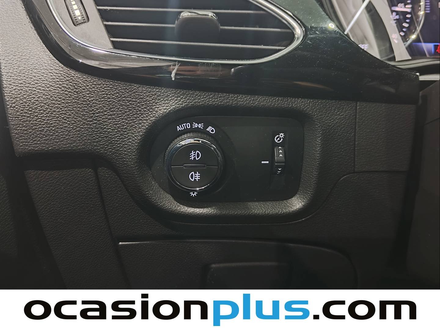 Opel Astra Opel Astra 1.2T SHR Ultimate (145 CV) seminuevo