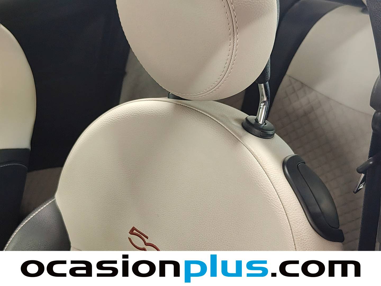 Equipamiento del Fiat 500C Fiat 500C 1.0 Hybrid Dolcevita (70 CV)