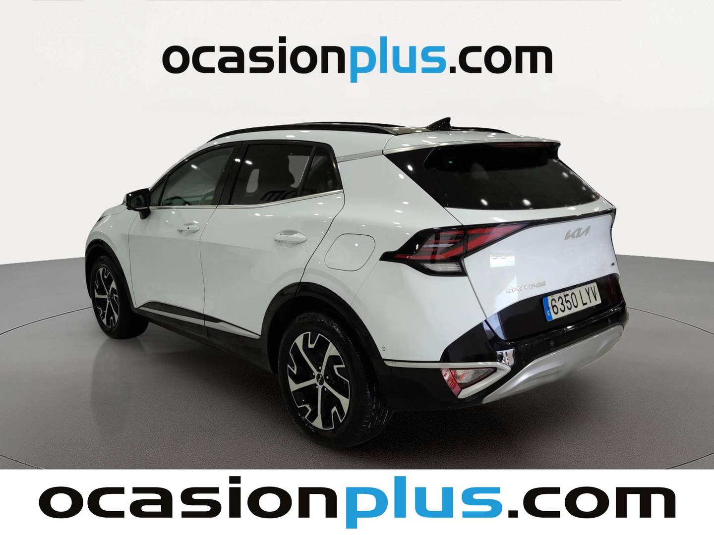 Foto trasera KIA Sportage KIA Sportage 1.6 T-GDi HEV Tech 4x2 (230 CV) derecha