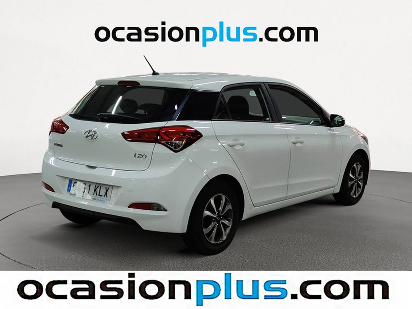 Foto trasera Hyundai i20 Hyundai i20 1.2 MPI Go! (84 CV) derecha