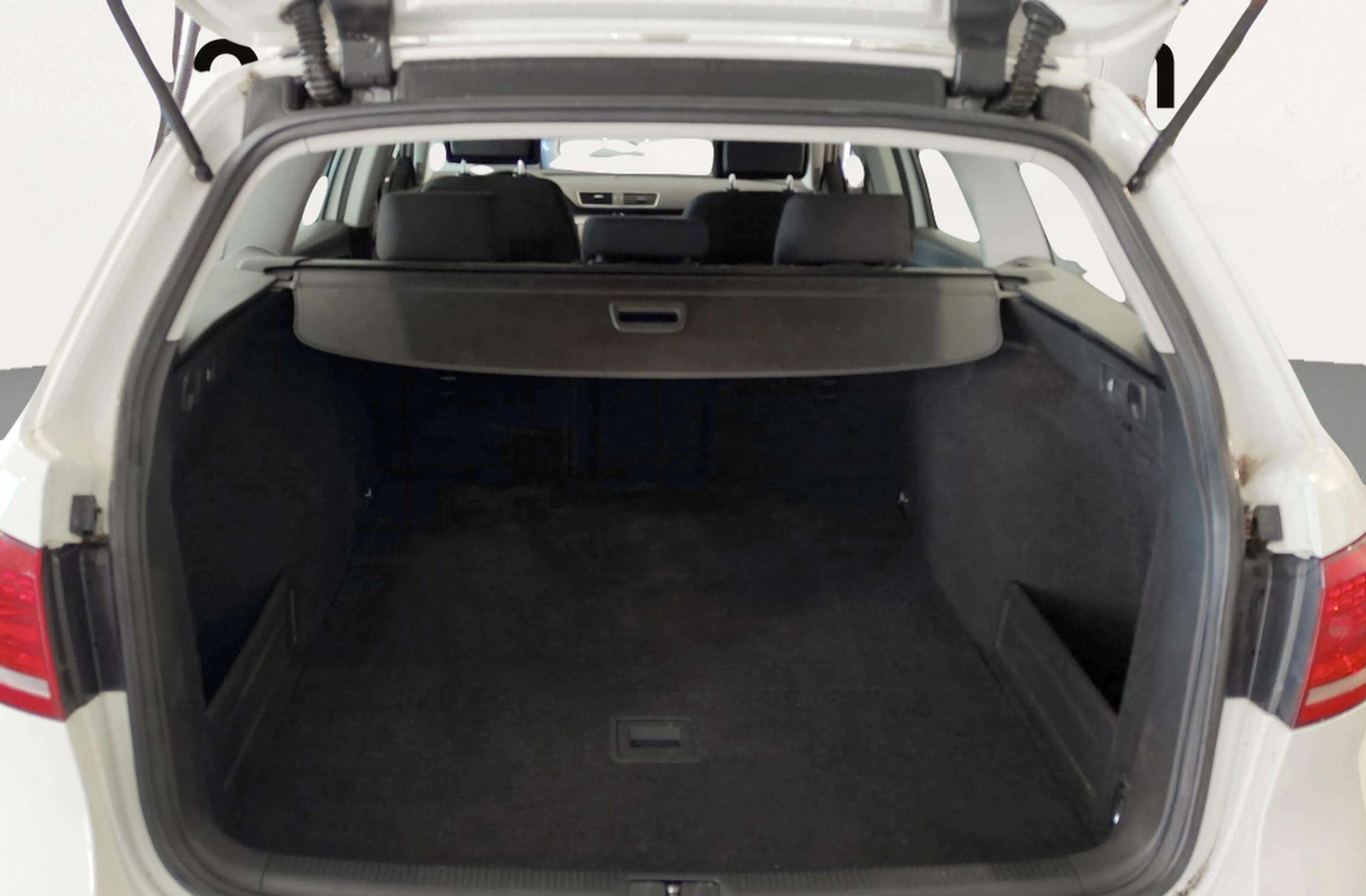 Volkswagen Passat Variant Exclusive 2.0 TDI BMT DSG - foto 14