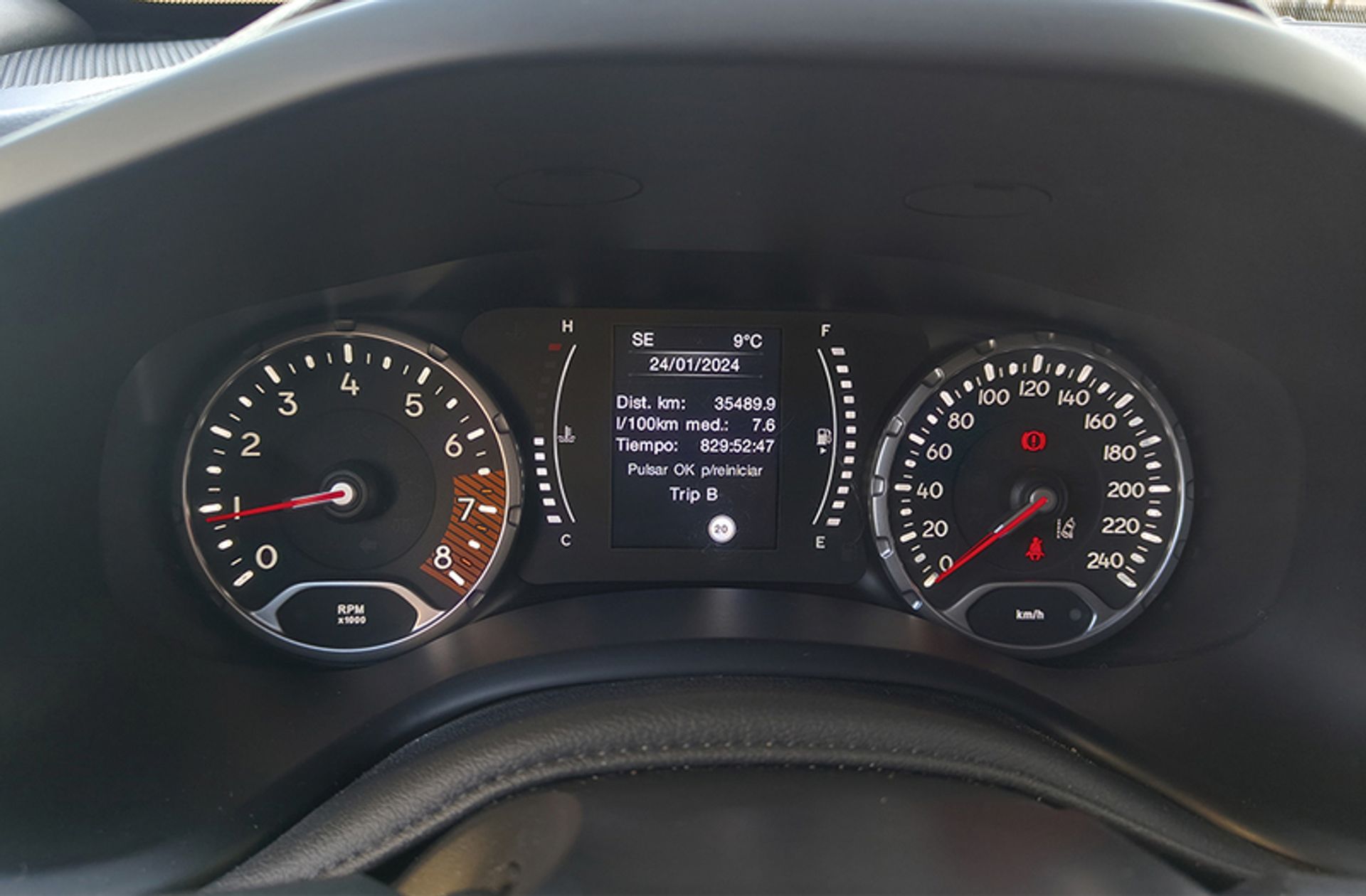 Jeep Renegade 1.0G Night Eagle II 4x2 - foto 17