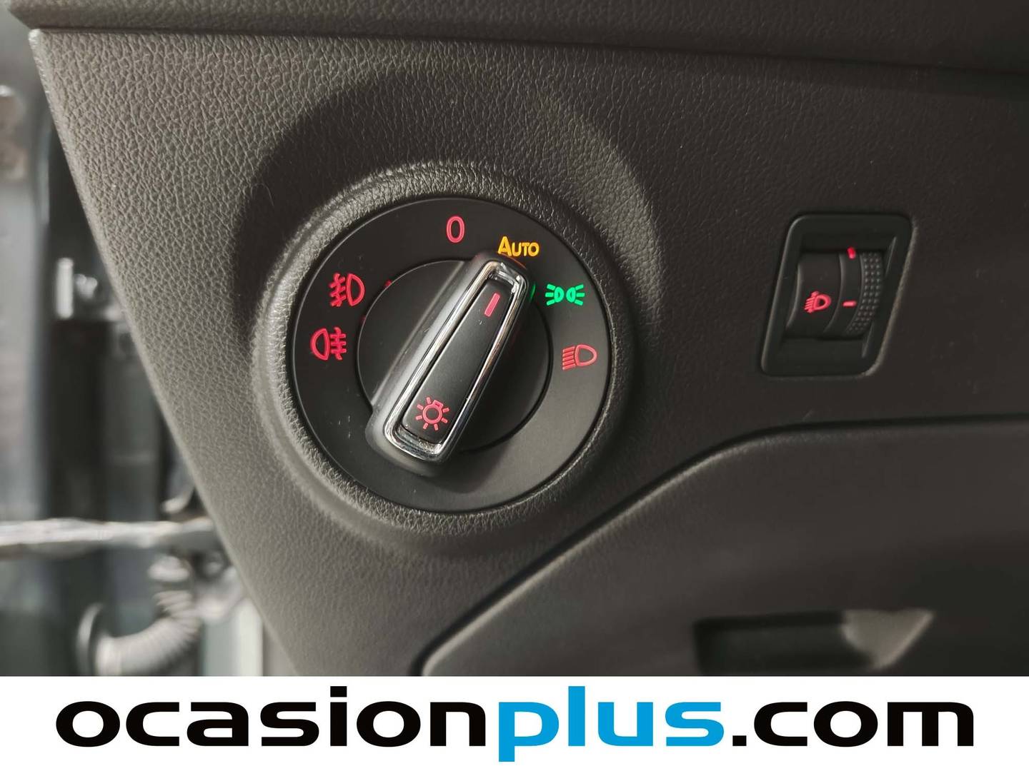 Seat León SEAT León ST 2.0 TDI S&S FR (150 CV) de ocasión