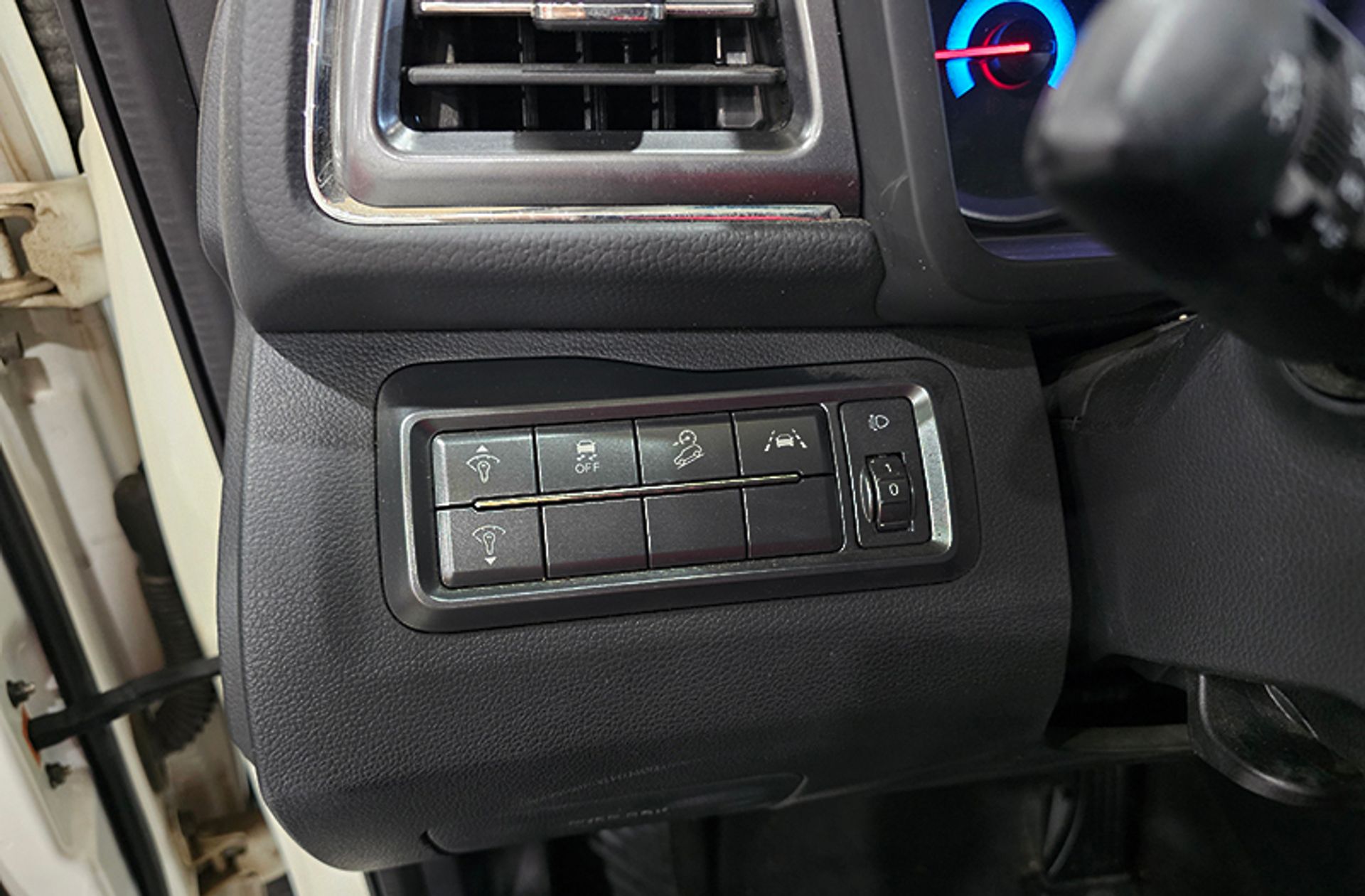 SsangYong Tivoli G12T Urban Plus - foto 8