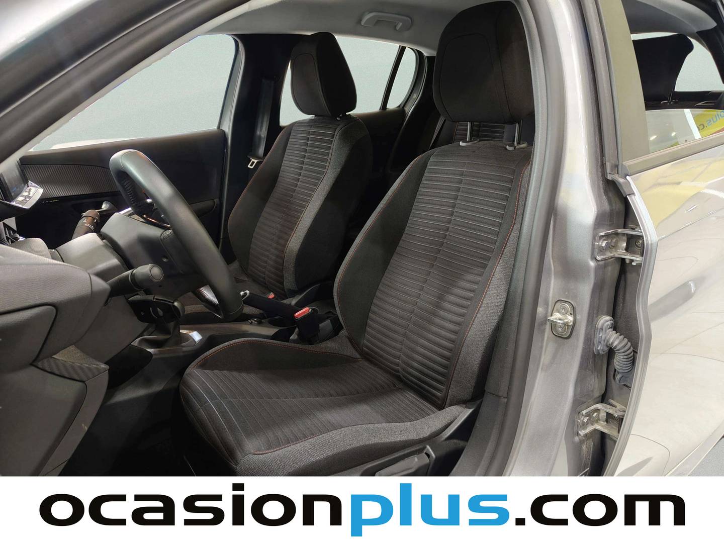 Foto asientos delanteros Peugeot 208 Peugeot 208 PureTech 75 S&S Active Pack (75 CV)