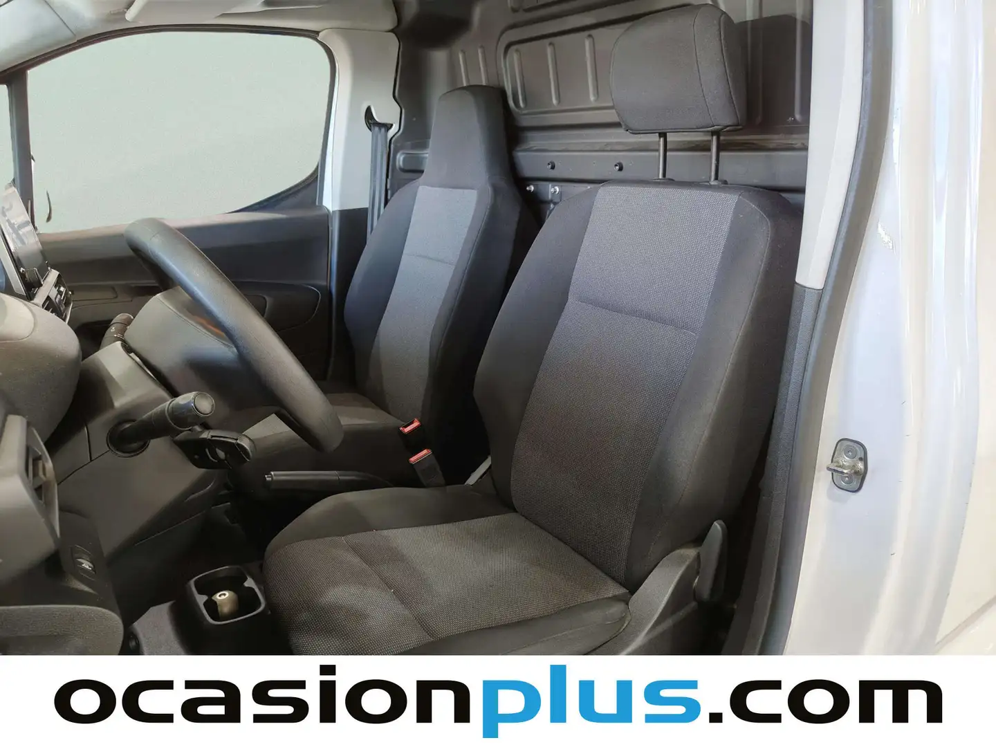 Foto Peugeot Partner Peugeot Partner Furgon BlueHDi 100 S&S Pro Standard 600kg (98 CV)