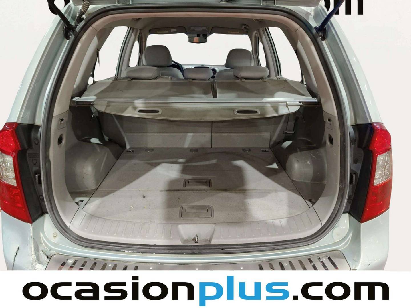 Fotos maletero KIA Carens KIA Carens 2.0 CRDI VGT Emotion (140 CV)