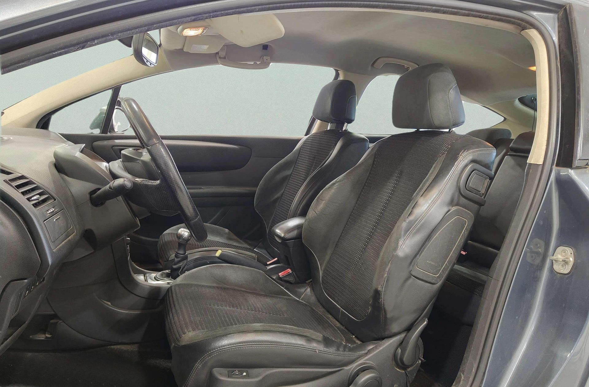 Citroën C4 1.6 HDi VTS - foto 10