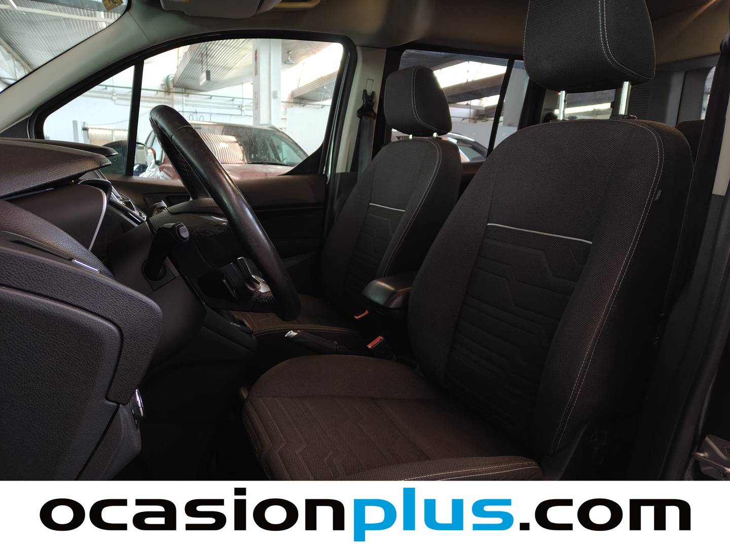 Foto asientos delanteros Ford Tourneo Connect FORD Tourneo Connect 1.5 TDCi Titanium Auto (120 CV)