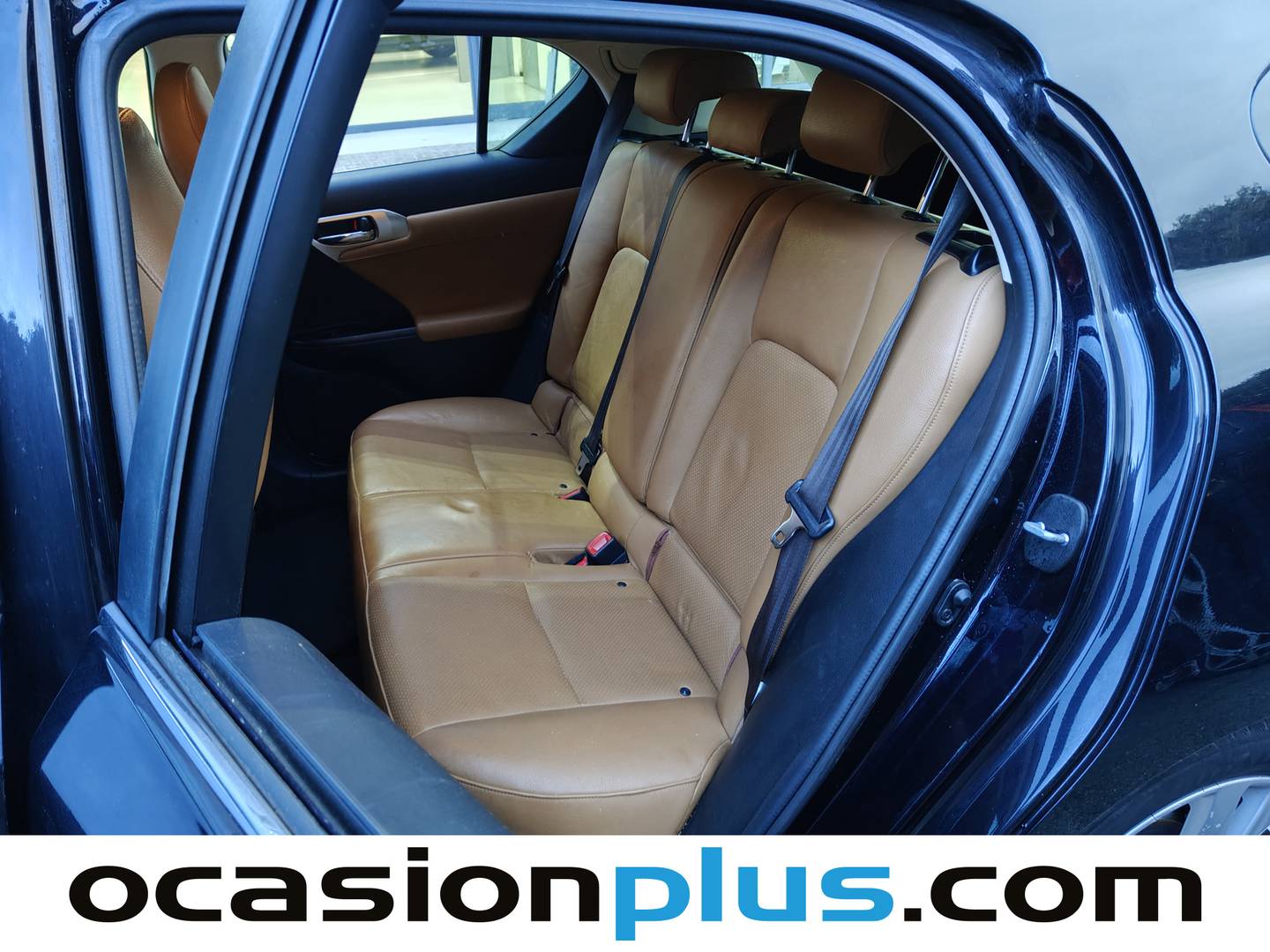 Foto asientos traseros Lexus CT Lexus CT 200h Executive + Navibox (136 CV)