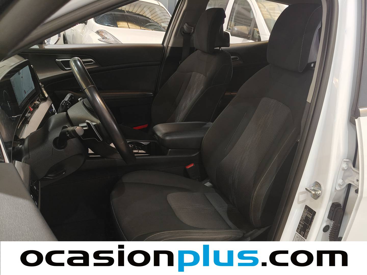 Foto asientos delanteros KIA Sportage KIA Sportage 1.6 T-GDi HEV Drive 4x2 (230 CV)