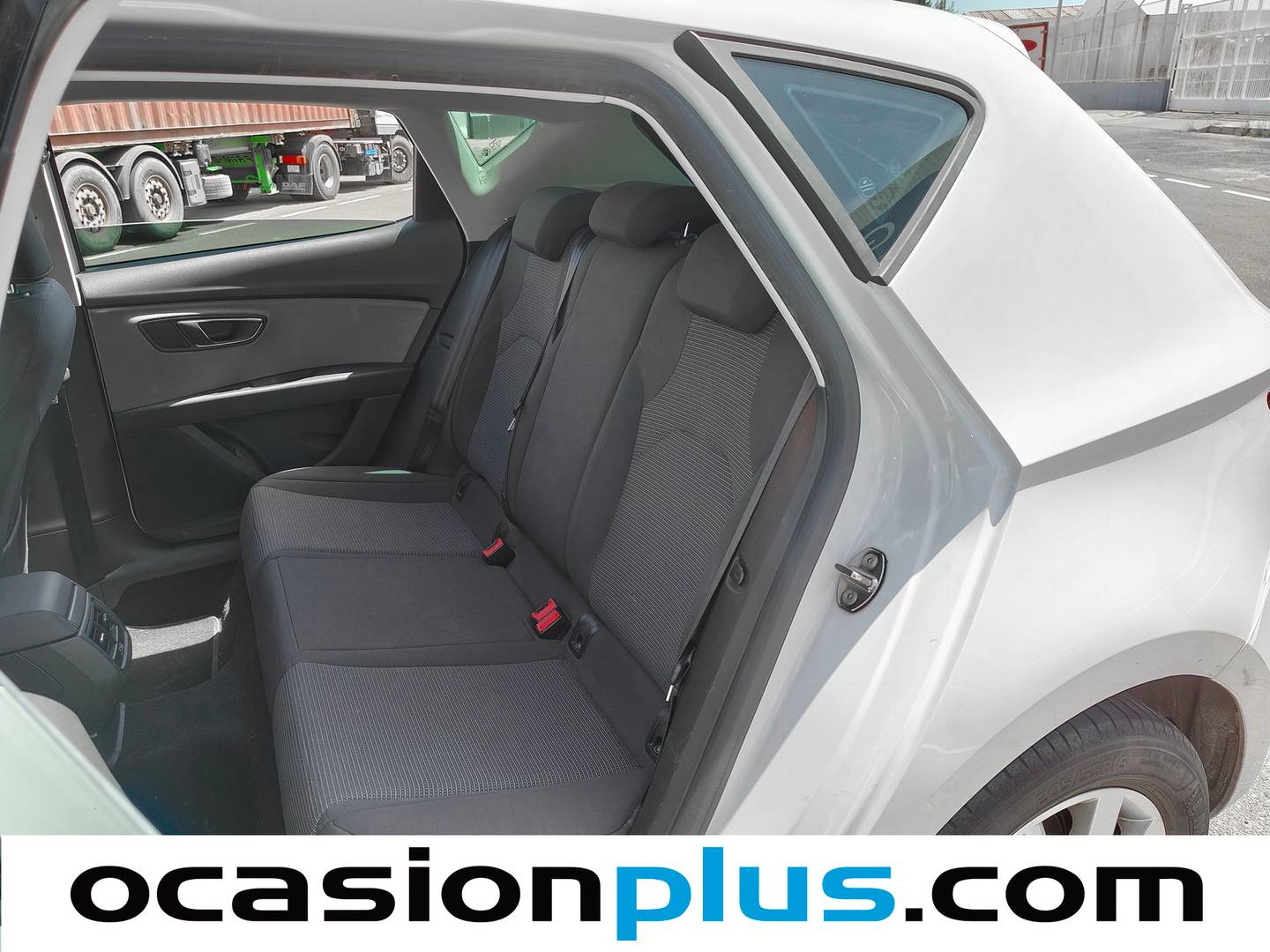 Foto asientos traseros Seat León Seat León 1.6 TDI S&S Style (115 CV)